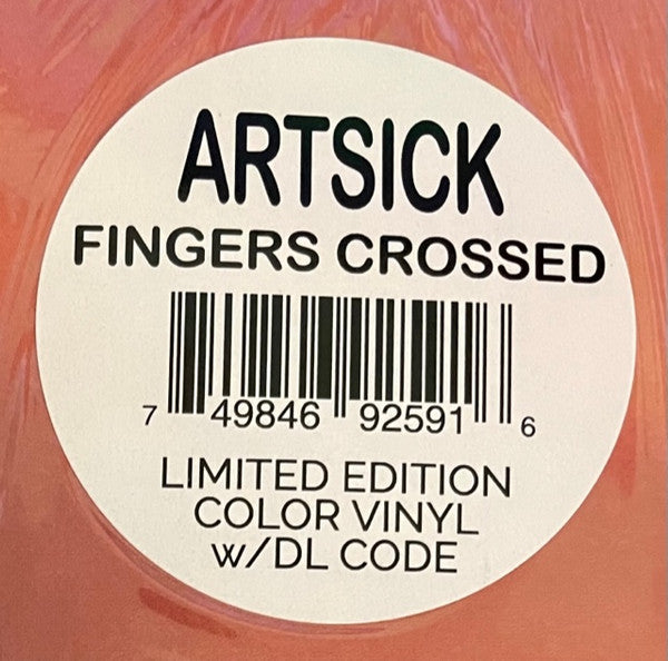 Fingers Crossed | Mint (M) Mint (M)