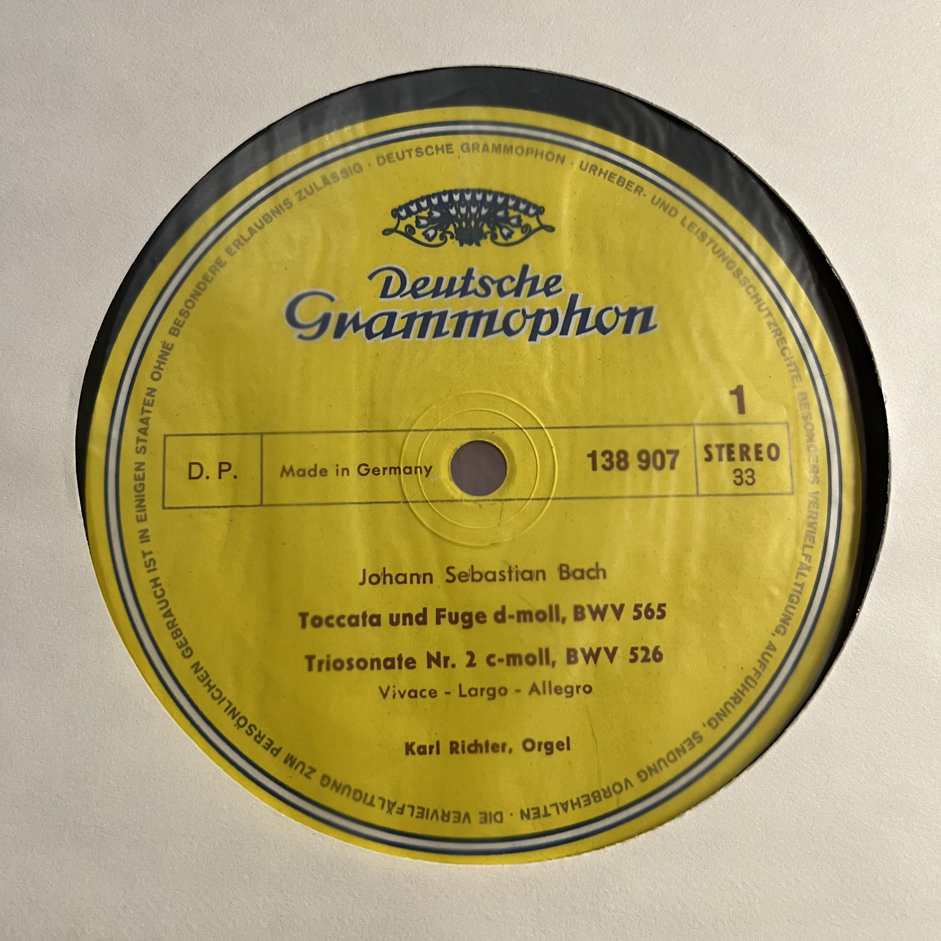 Johann Sebastian Bach - Toccata Und Fuge d-moll, BWV 565 · Triosonate Nr. 2 c-moll, BWV 526 · Präludium Und Fuge D-dur, BWV 532 · Fantasie Und Fuge g-moll, BWV 542 *SHRINK/GERMANY* | Near Mint (NM) Near Mint (NM)