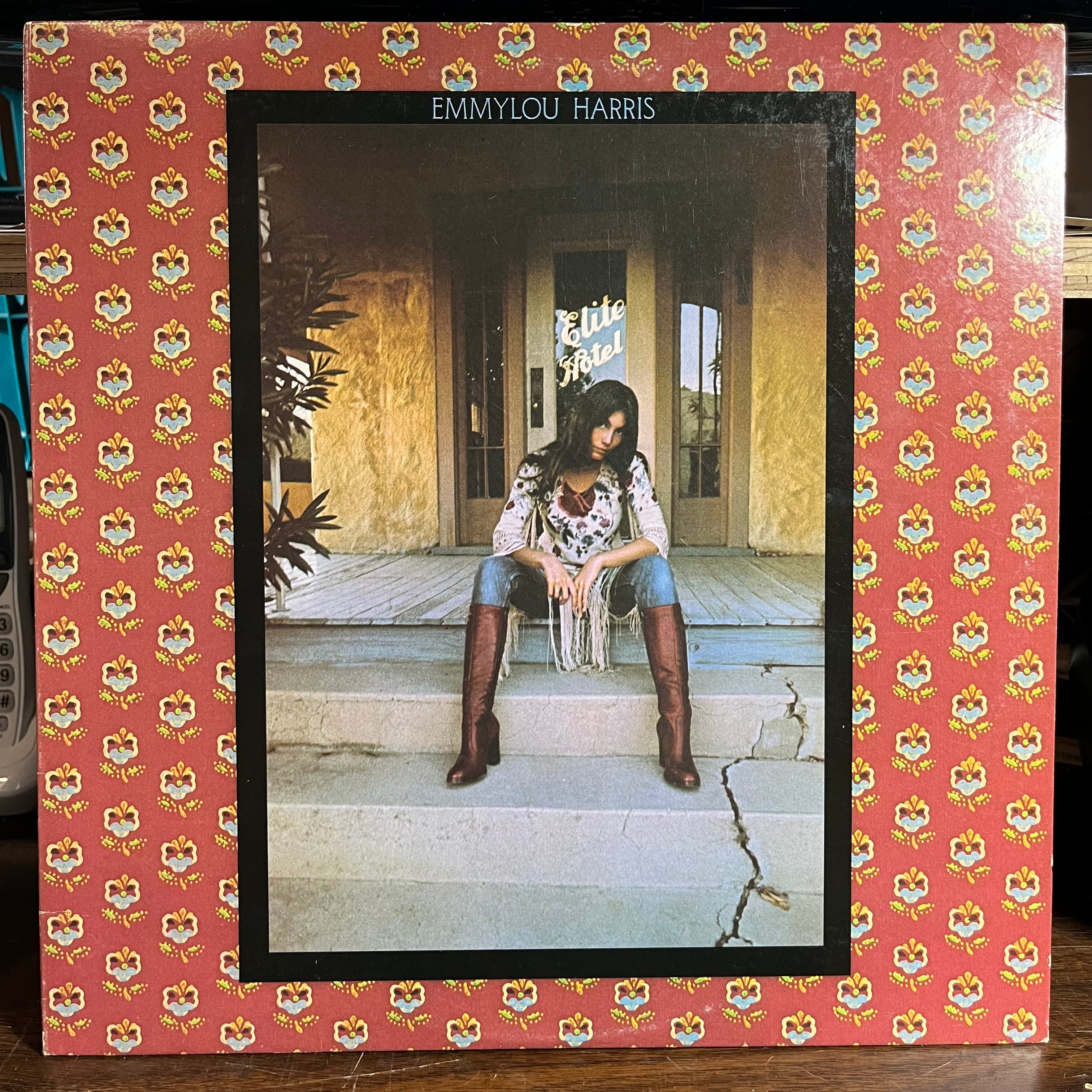 Emmylou Harris - Elite Hotel (VINYL) | Excellent+ (EX+) Excellent+ (EX+)