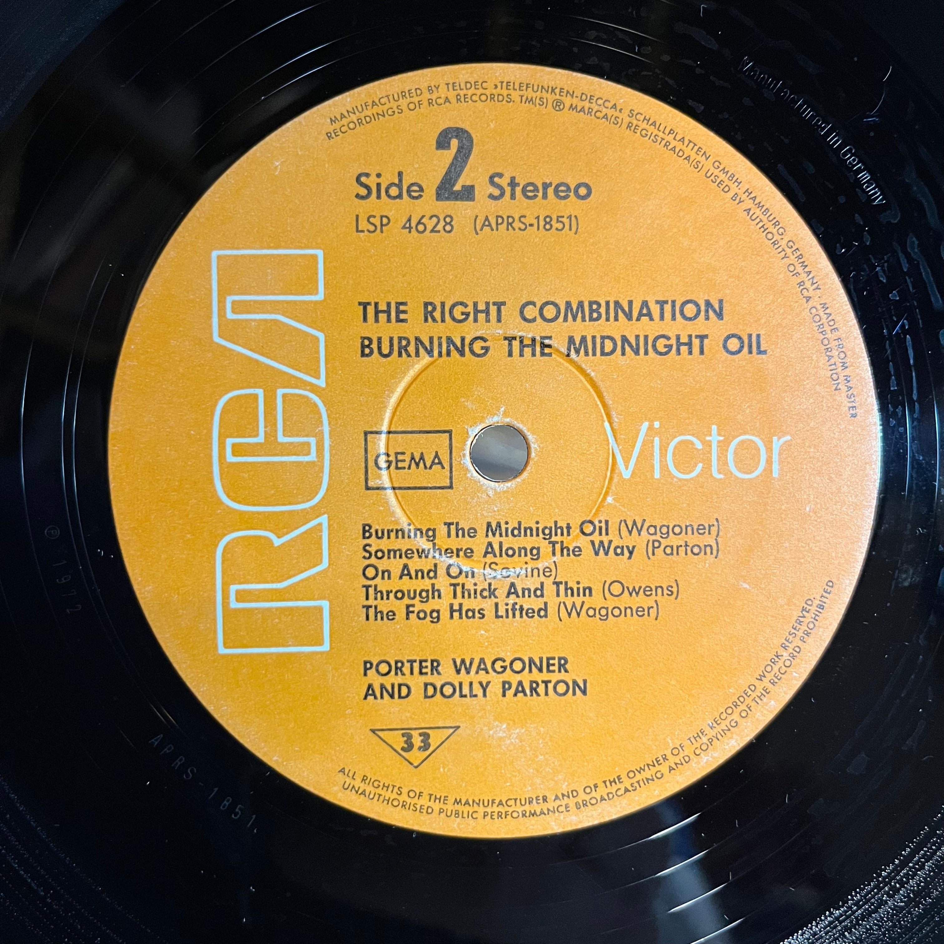 Porter Wagoner And Dolly Parton - The Right Combination Burning The Midnight Oil (GERMAN VINYL) | Near Mint (NM) Near Mint (NM)