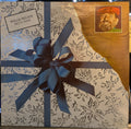 Willie Nelson - Pretty Paper (VINYL) | Near Mint (NM) Near Mint (NM)