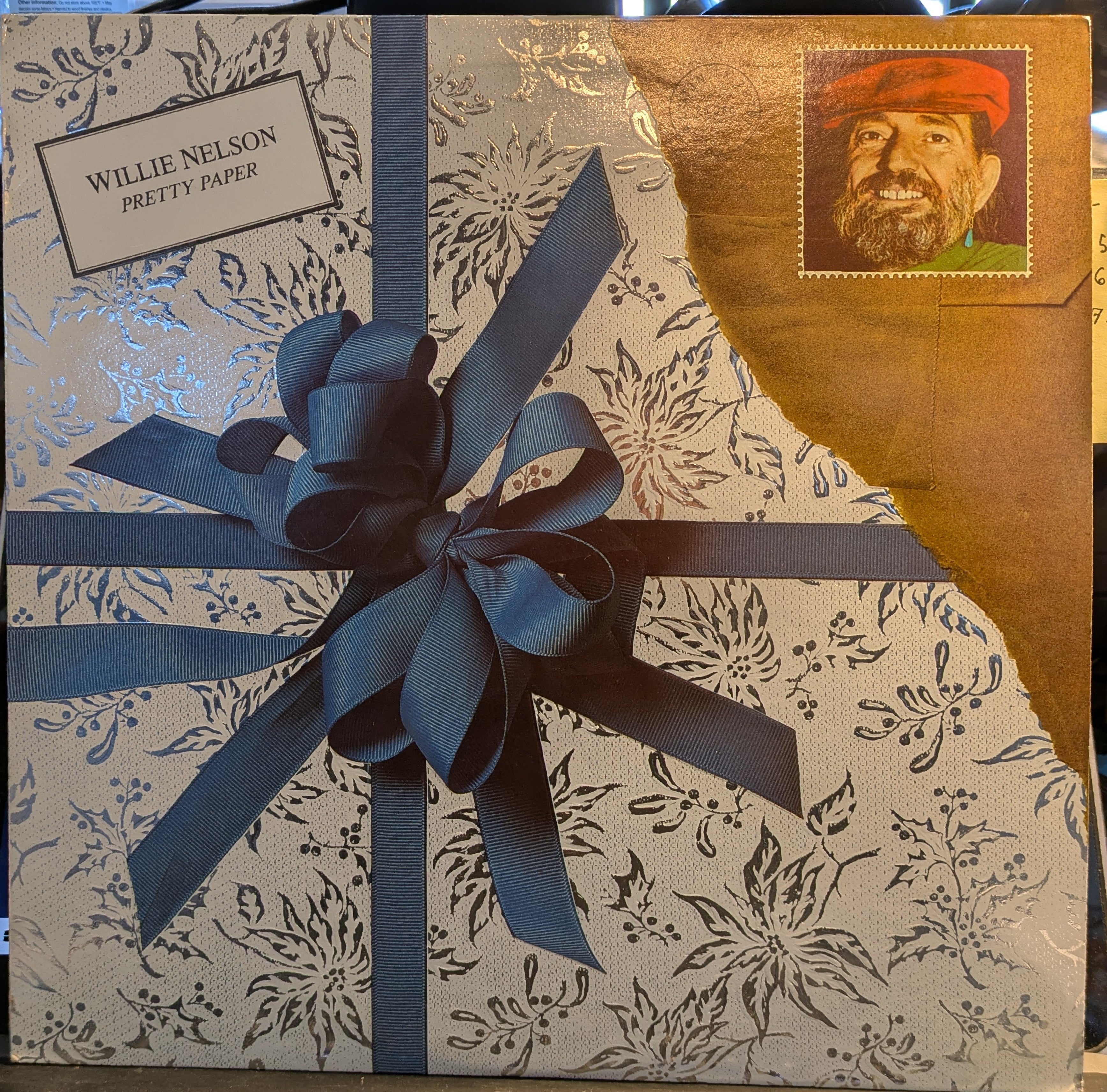 Willie Nelson - Pretty Paper (VINYL) | Near Mint (NM) Near Mint (NM)