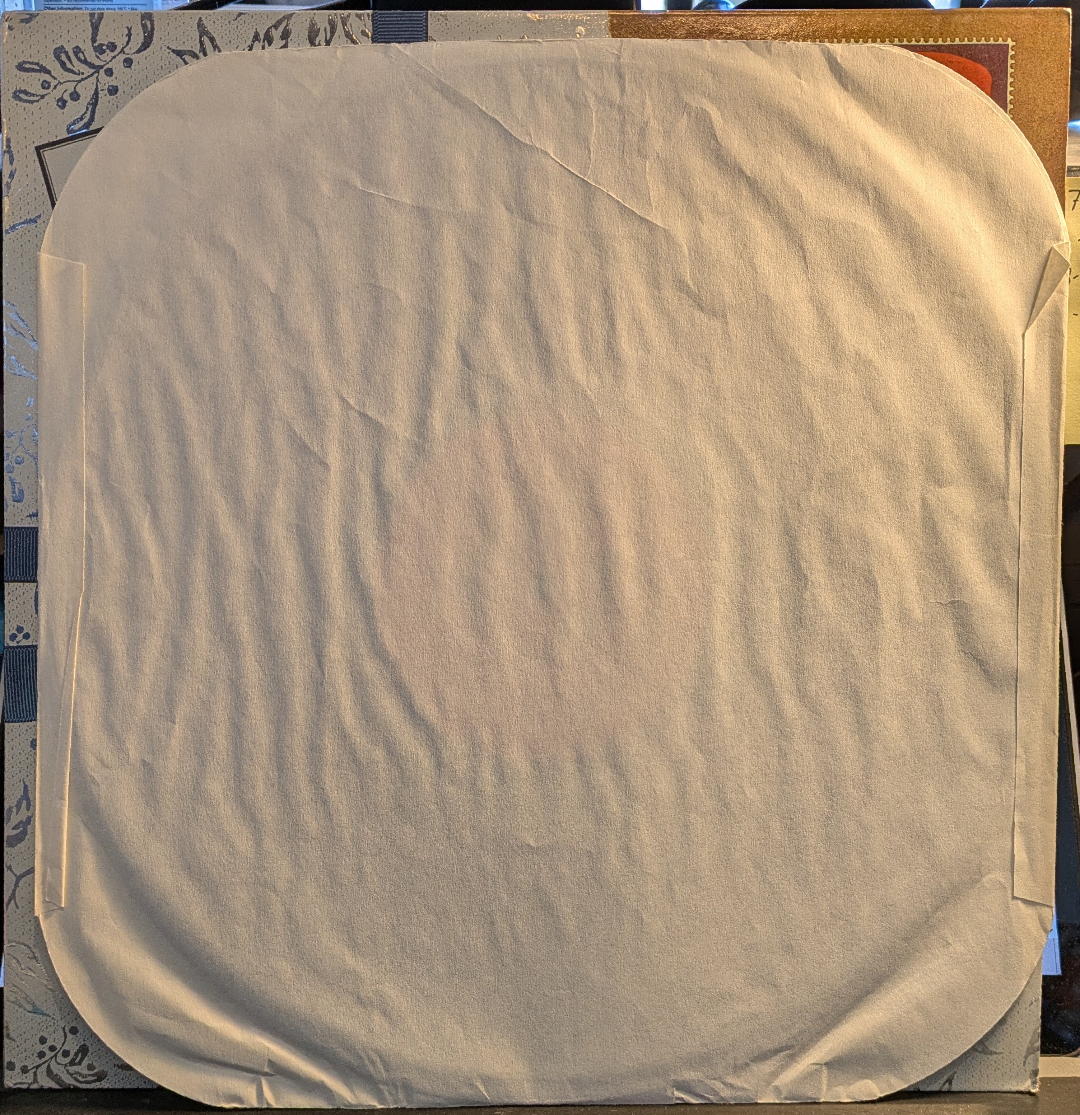 Willie Nelson - Pretty Paper (VINYL) | Near Mint (NM) Near Mint (NM)
