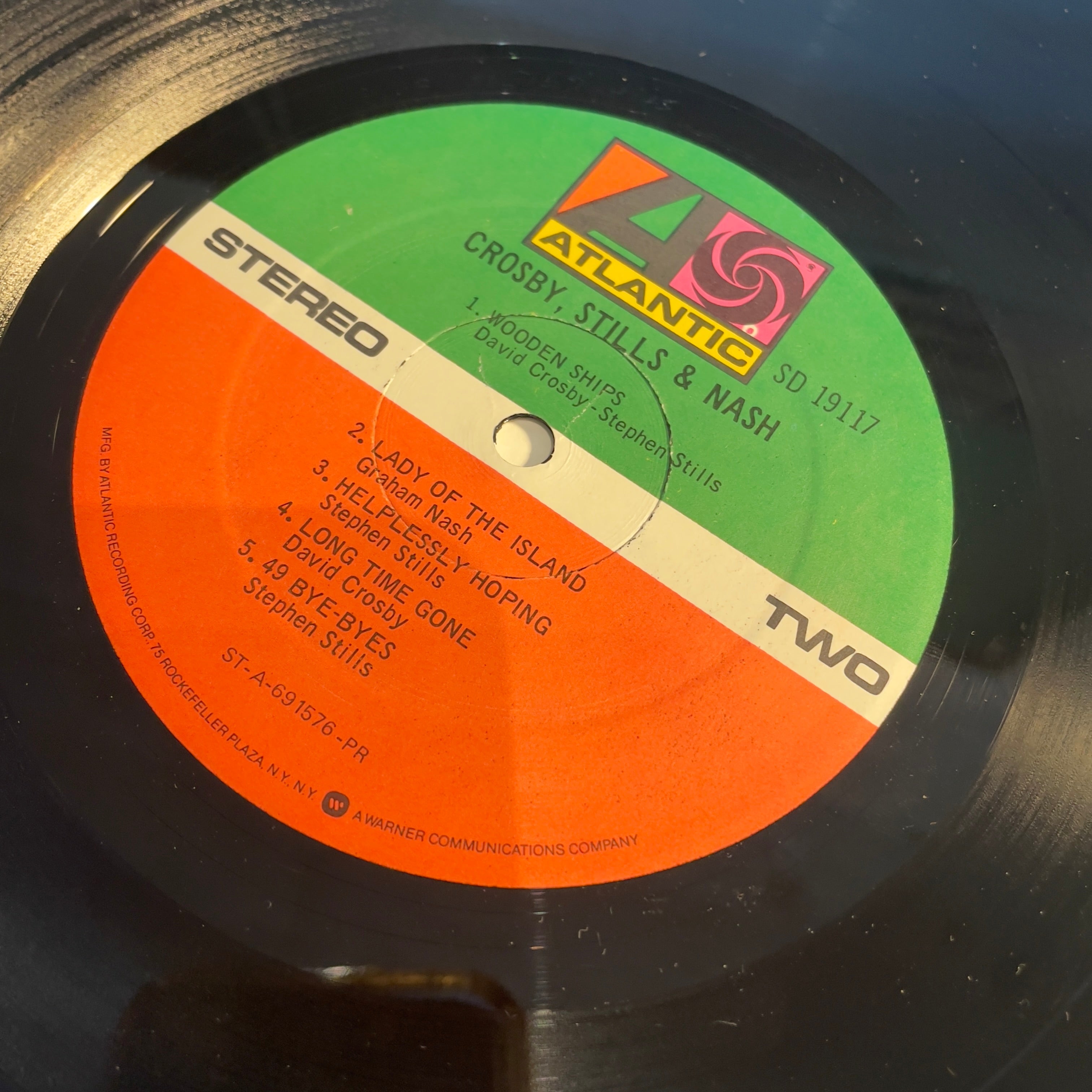 Crosby, Stills & Nash - Crosby, Stills & Nash (VINYL) | Excellent (EX) Excellent+ (EX+)