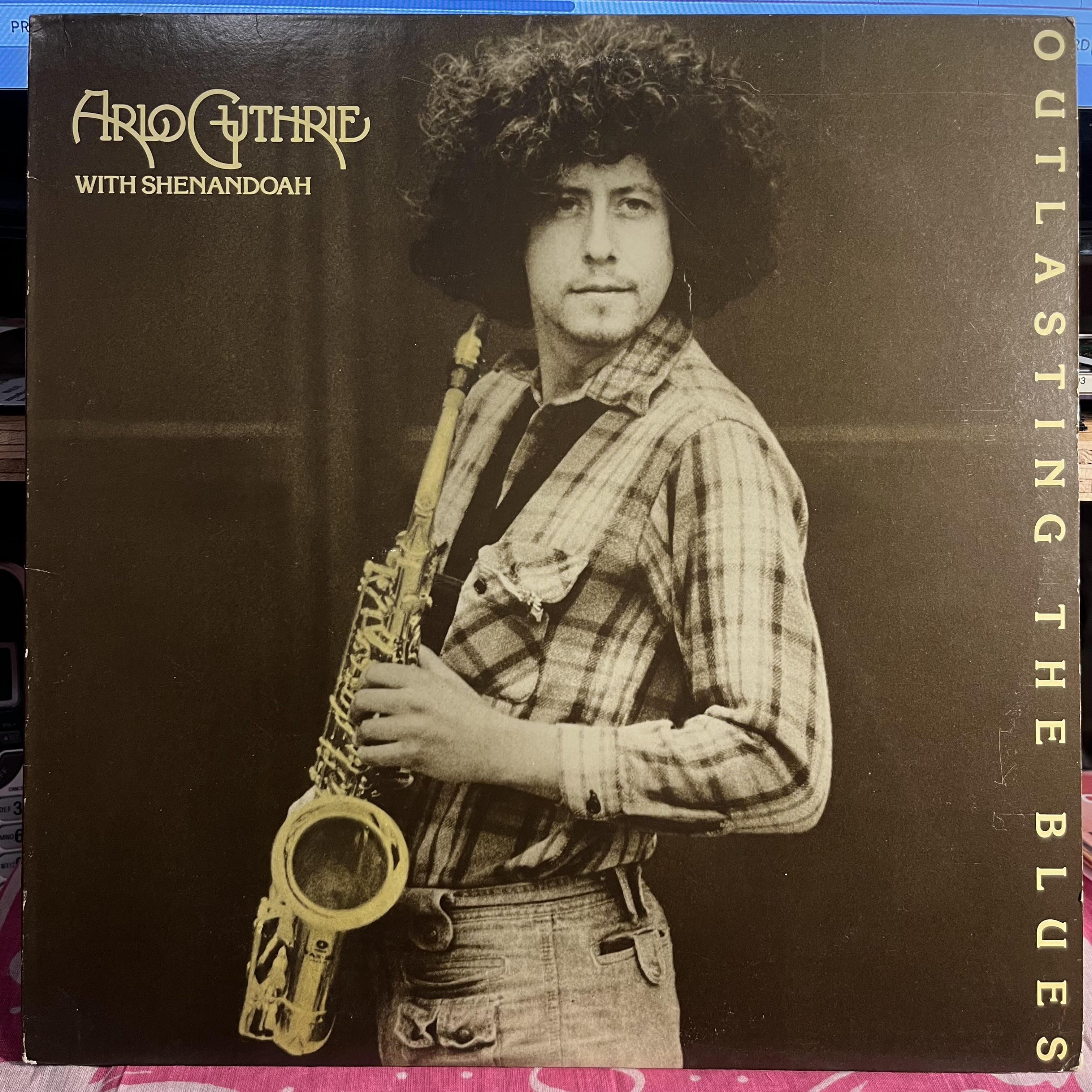 Arlo Guthrie - Outlasting The Blues *WINCHESTER* | Near Mint (NM) Excellent (EX)