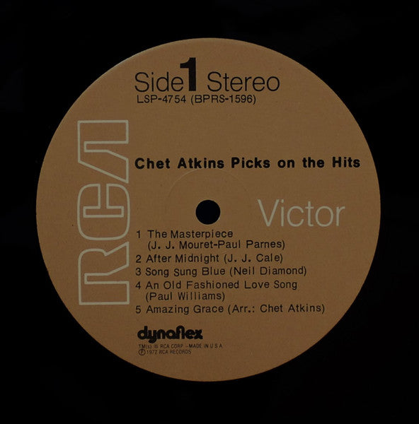 Chet Atkins - Picks On The Hits | Near Mint (NM) Excellent (EX)