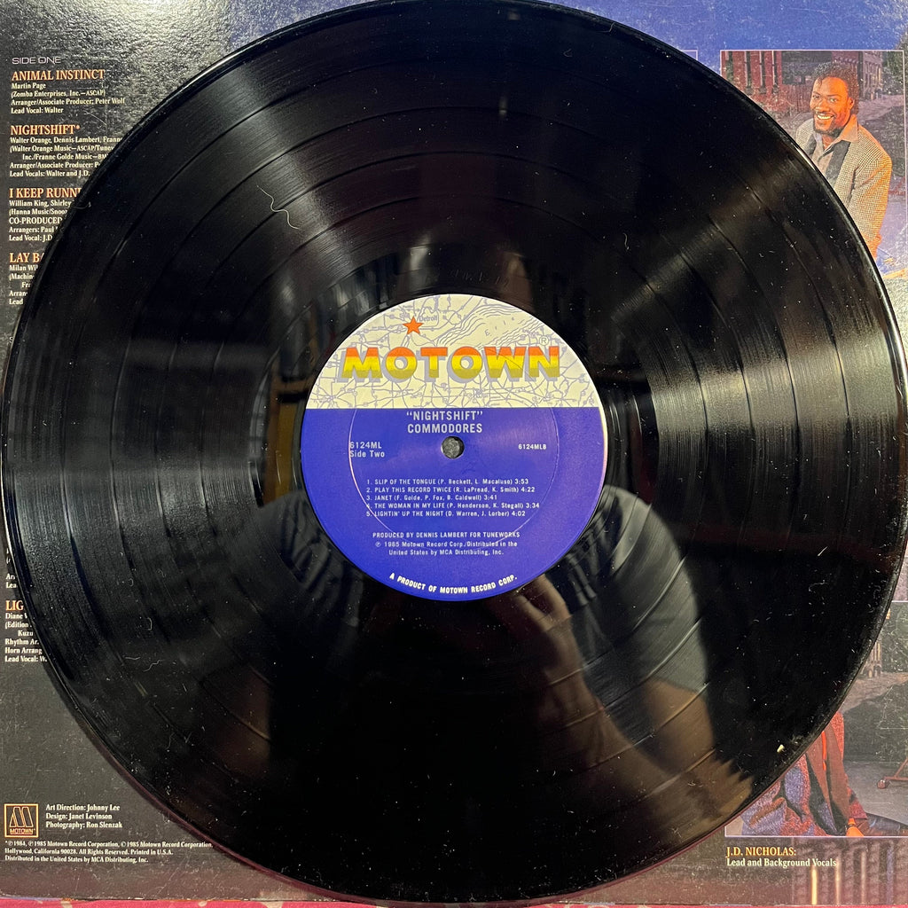 Commodores - Nightshift *CARROLLTON | Near Mint (NM) Very Good Plus (VG+)