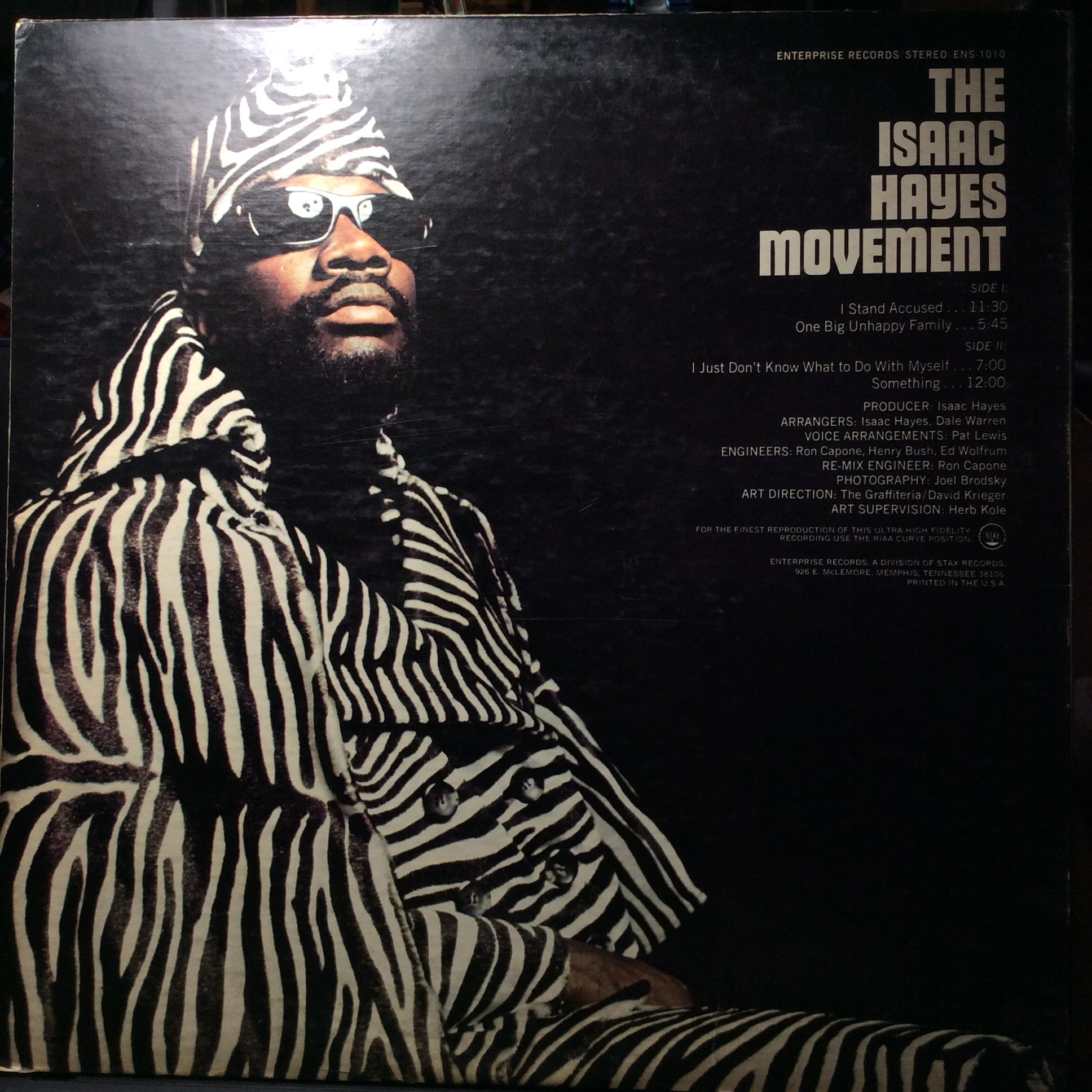Isaac Hayes - The Isaac Hayes Movement (VINYL) | Very Good Plus (VG+) Excellent (EX)