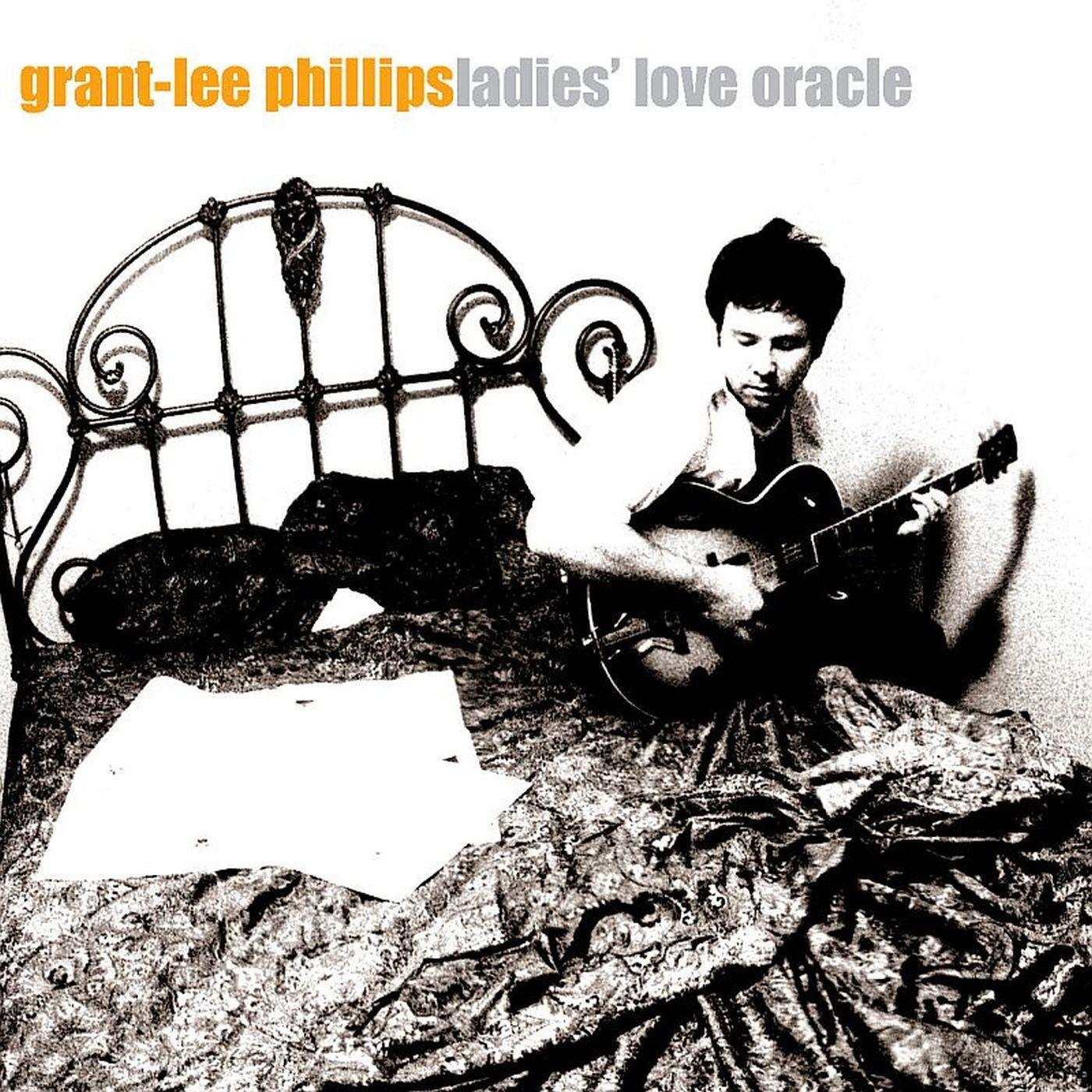 Ladies' Love Oracle (25th Anniversary) (TRANSLUCENT ORANGE VINYL) |