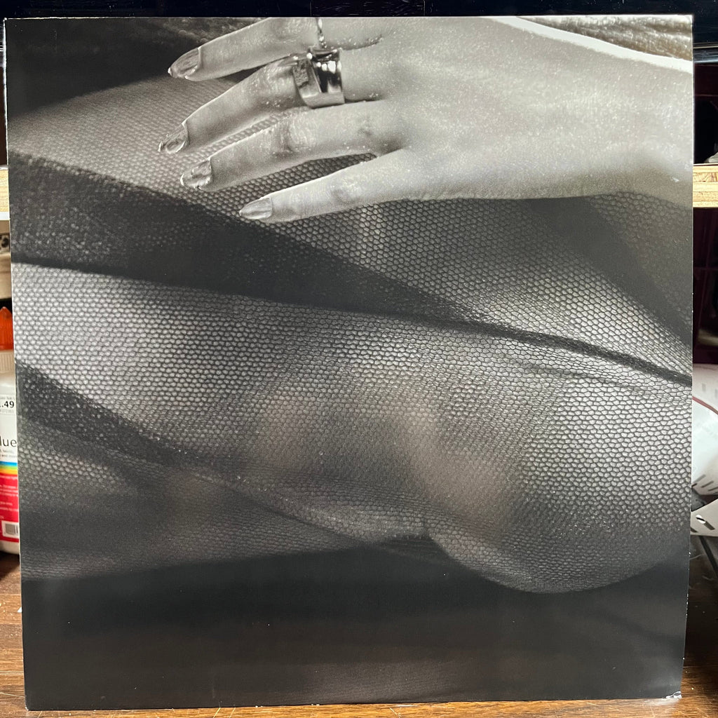 Beyoncé - Beyoncé (2xVINYL & DVD) | Near Mint (NM) Near Mint (NM)