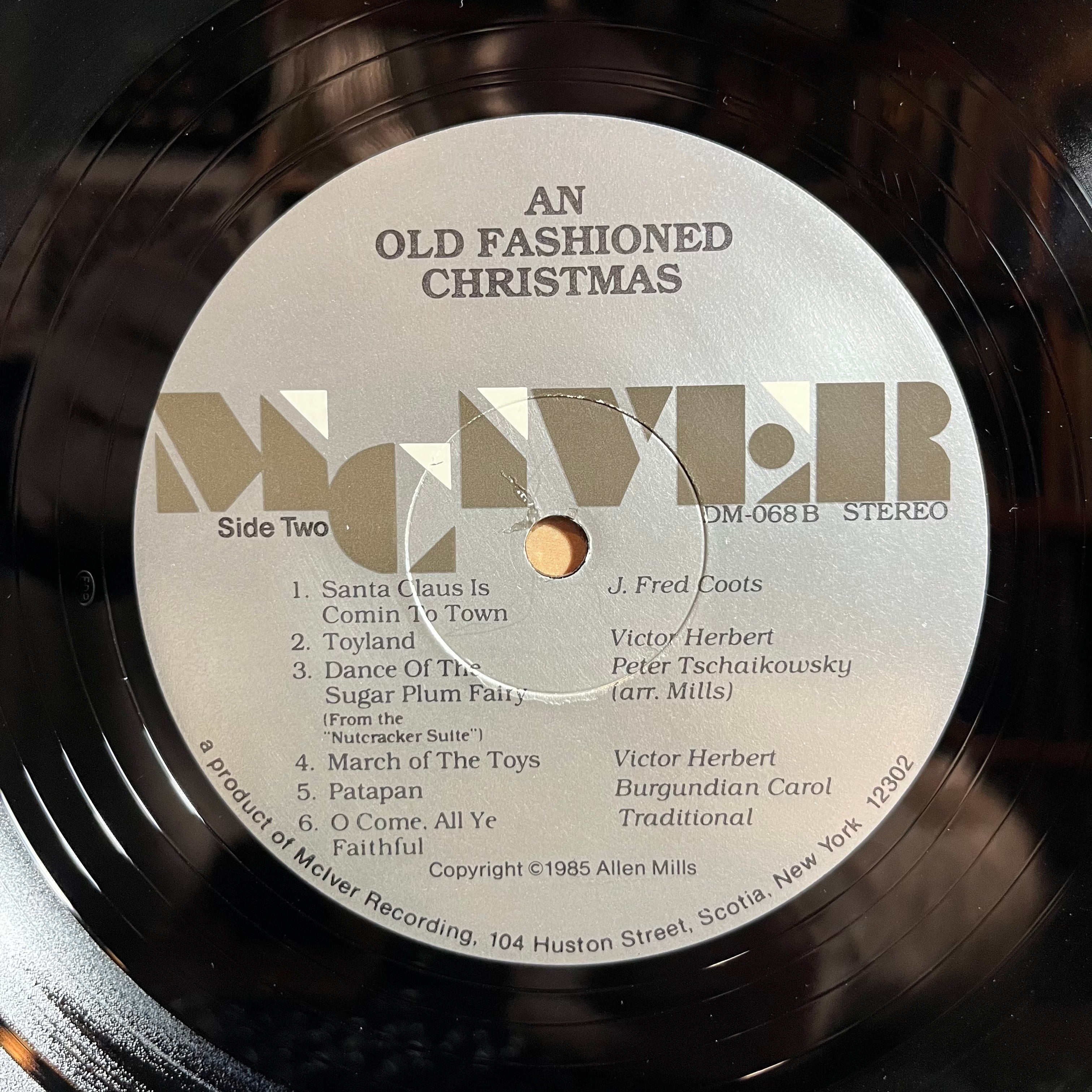 An Old Fashioned Christmas - Proctor's Schenectady (VINYL) | Near Mint (NM or M-)
