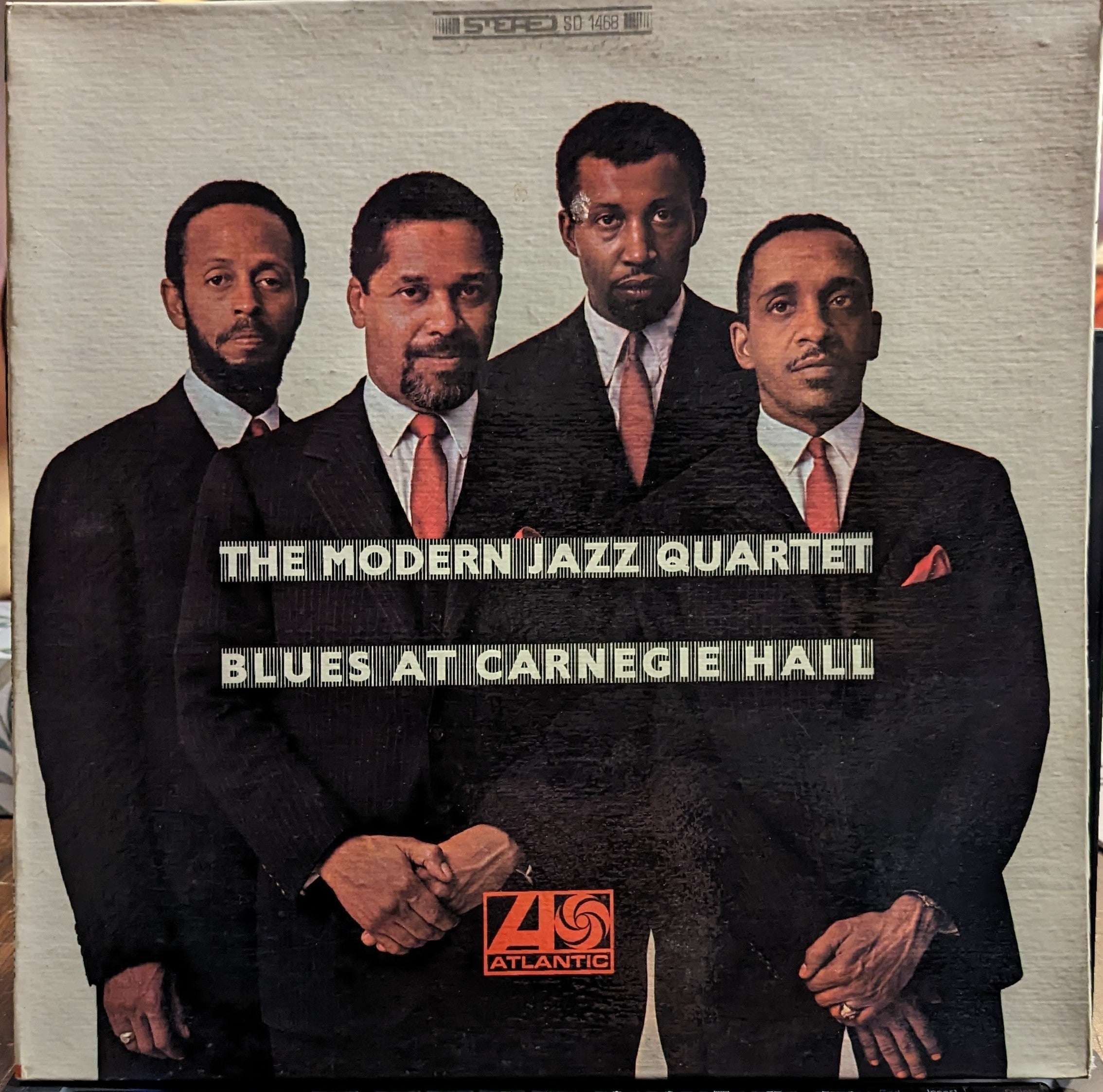 The Modern Jazz Quartet - Blues At Carnegie Hall *PRESSWELL* | Excellent (EX) Excellent (EX)