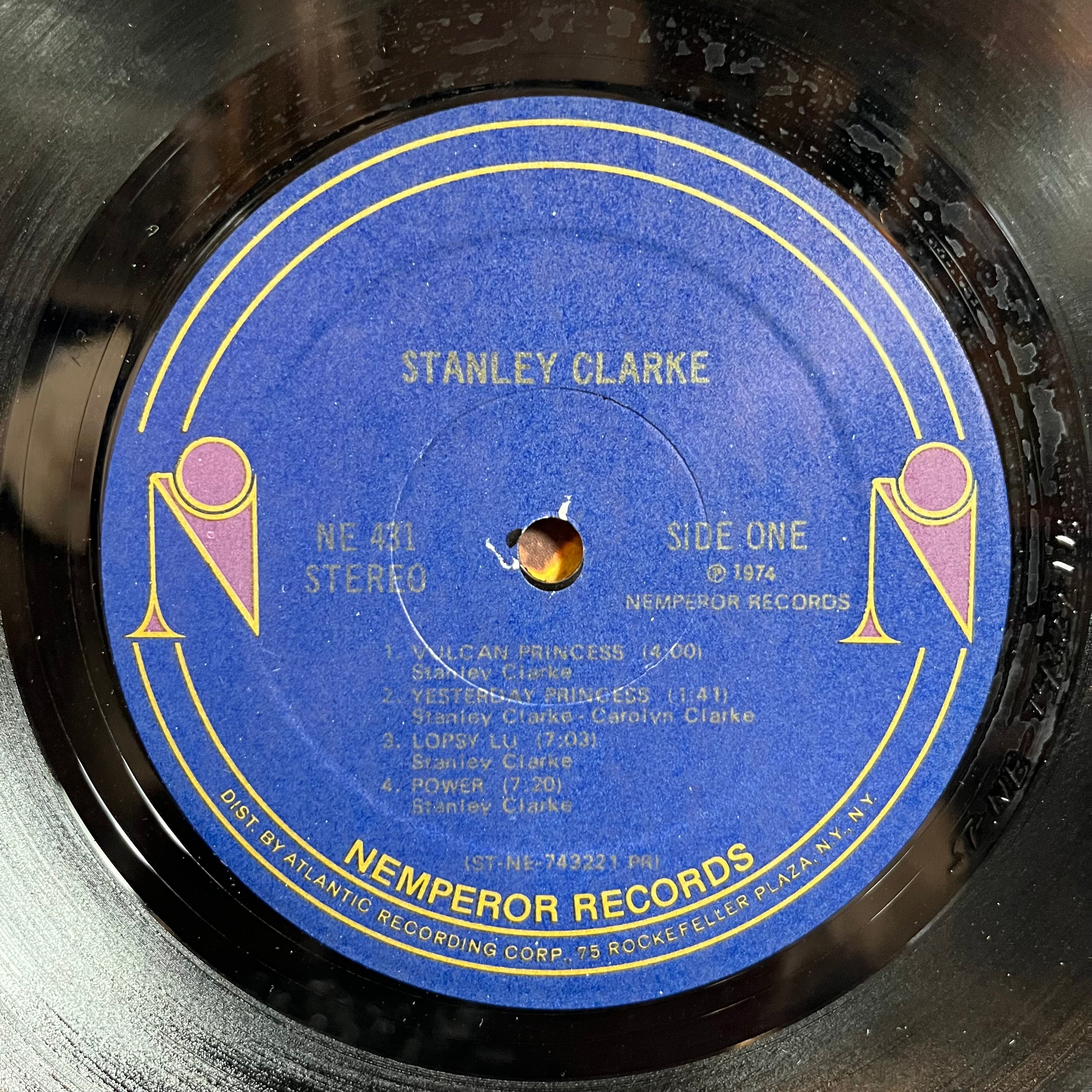 Stanley Clarke - Stanley Clarke (VINYL) | Near Mint- (NM-) Very Good Plus (VG+)