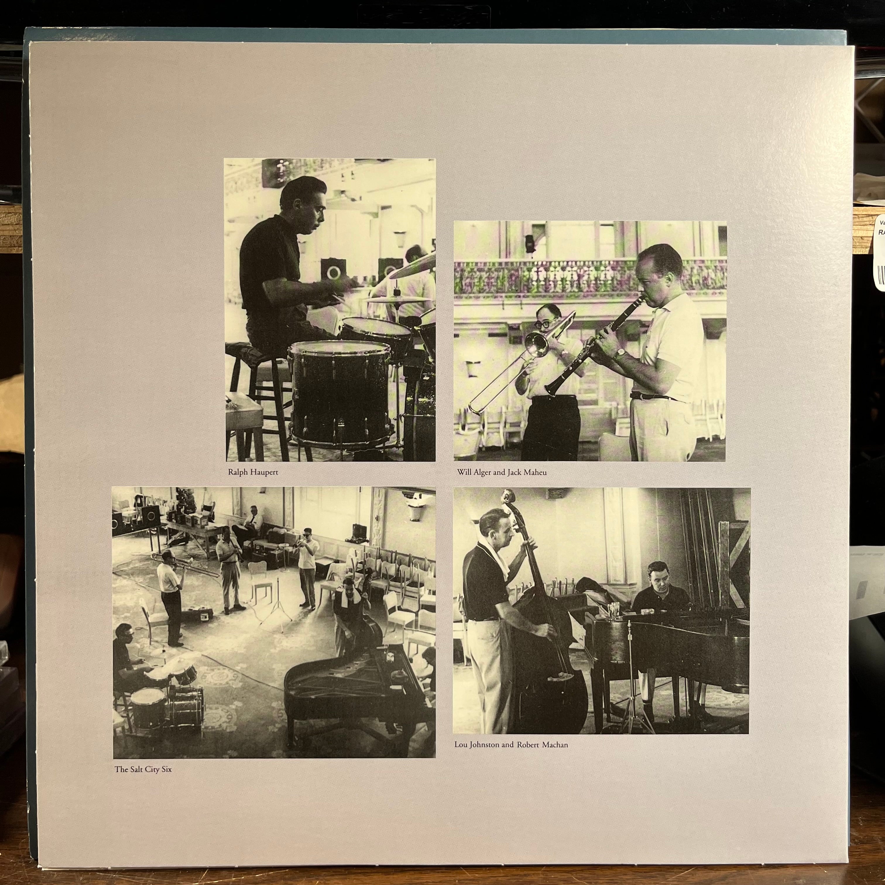 Salt City Six Plays The Classics In Dixieland (VINYL) | Near Mint (NM) Near Mint (NM)