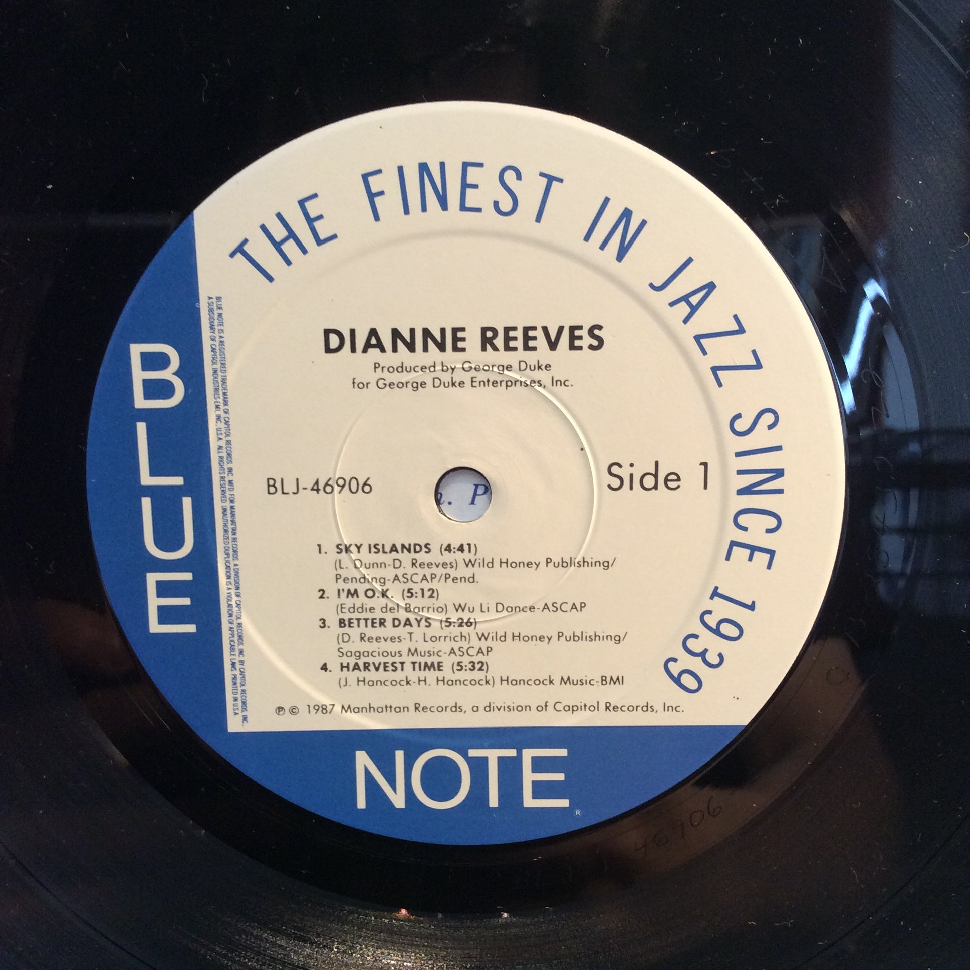 Dianne Reeves - Dianne Reeves (VINYL) | Near Mint (NM) Near Mint (NM)