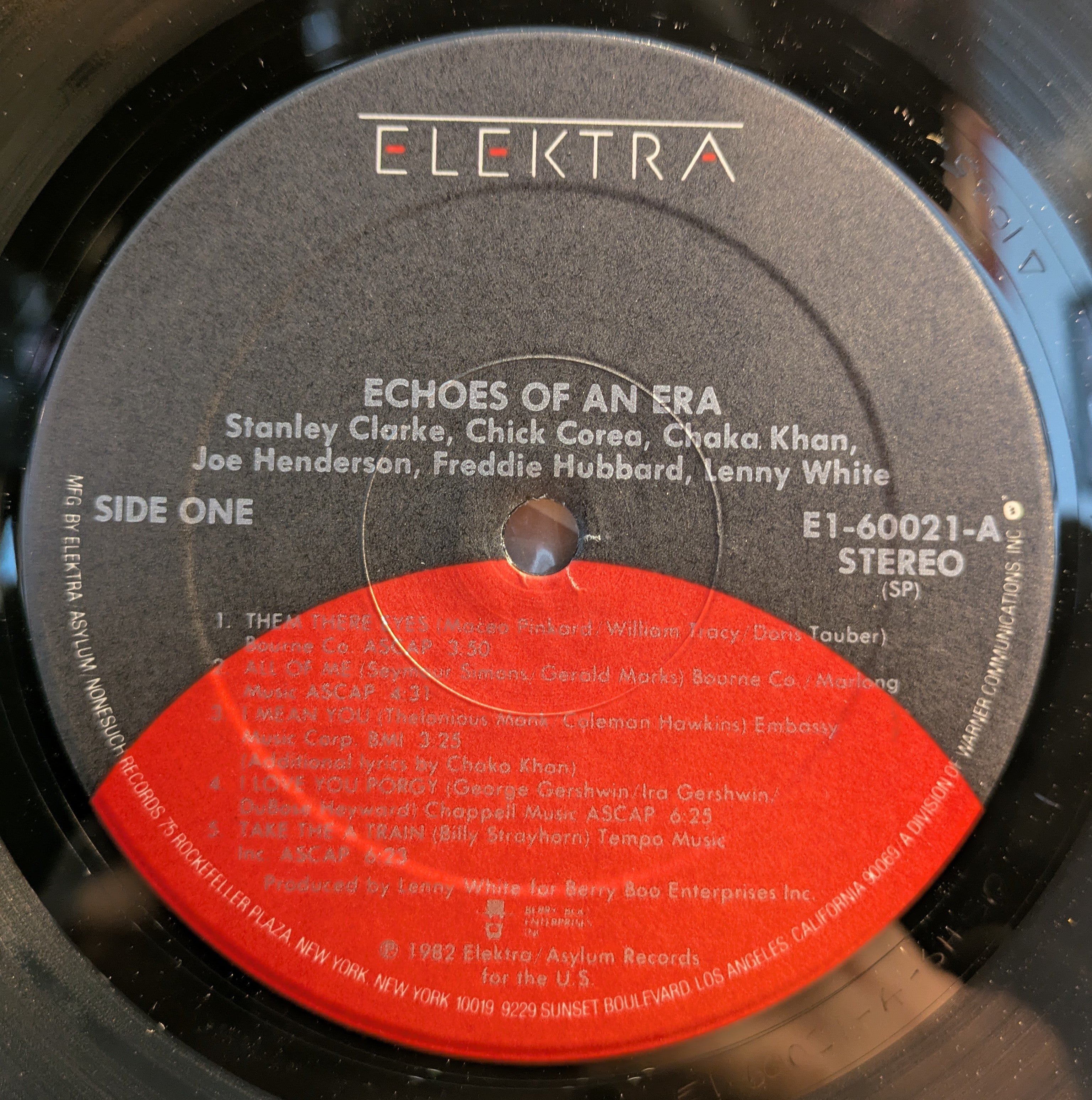 Chaka Khan - Echoes Of An Era (VINYL) | Near Mint (NM) Near Mint (NM)