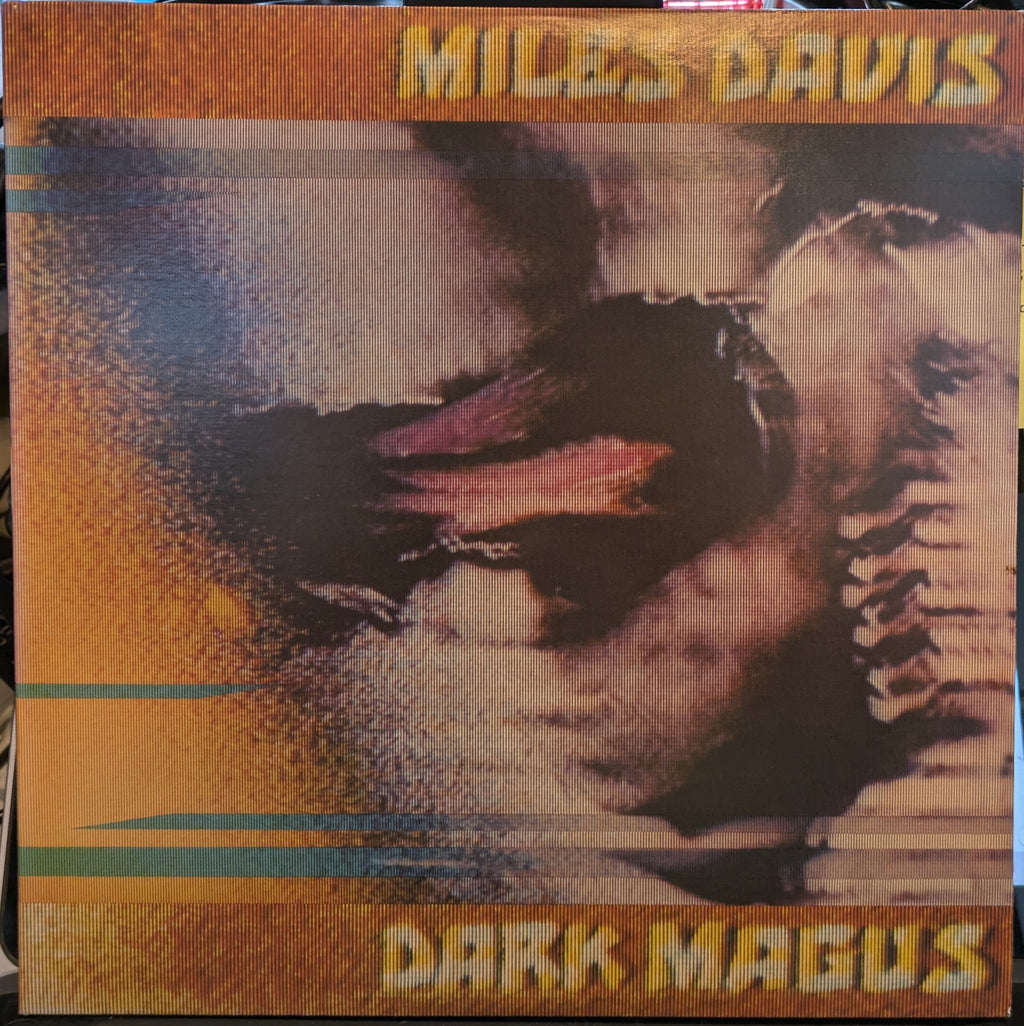 Miles Davis - Dark Magus (2xVINYL) | Near Mint (NM) Near Mint (NM)