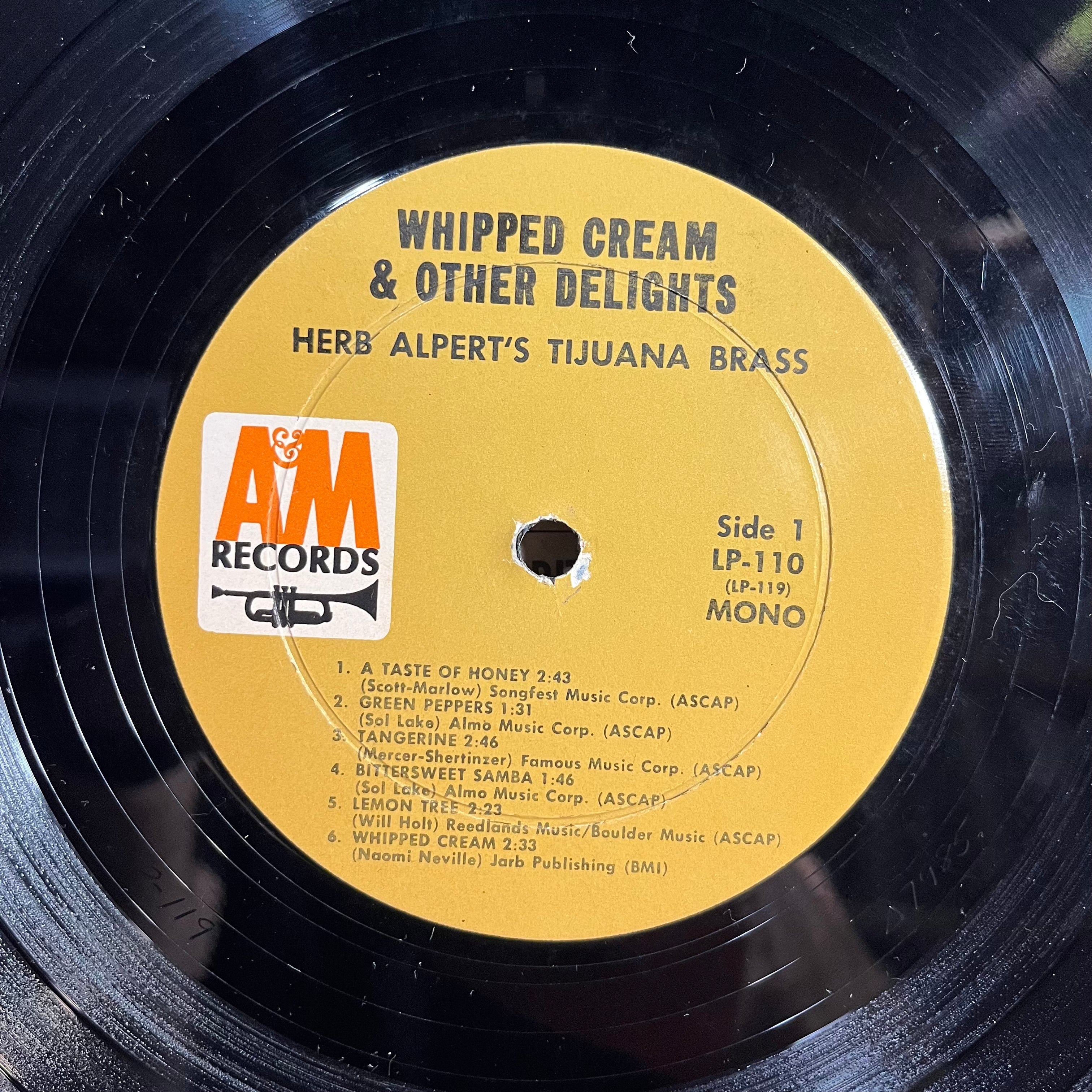 Herb Alpert & The Tijuana Brass - Whipped Cream & Other Delights *MONARCH/MONO* | Very Good (VG) Very Good (VG)