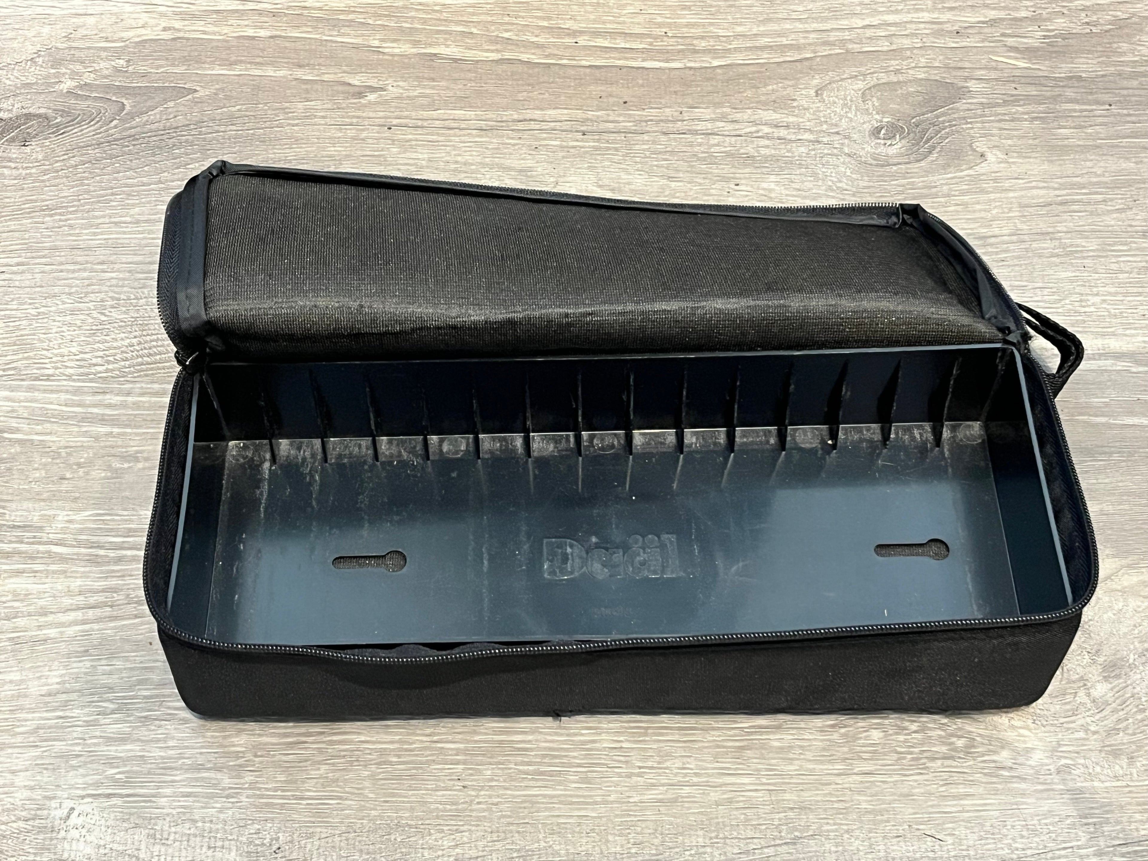 15 Cassettes Carrying Case | Near Mint (NM) Near Mint (NM)