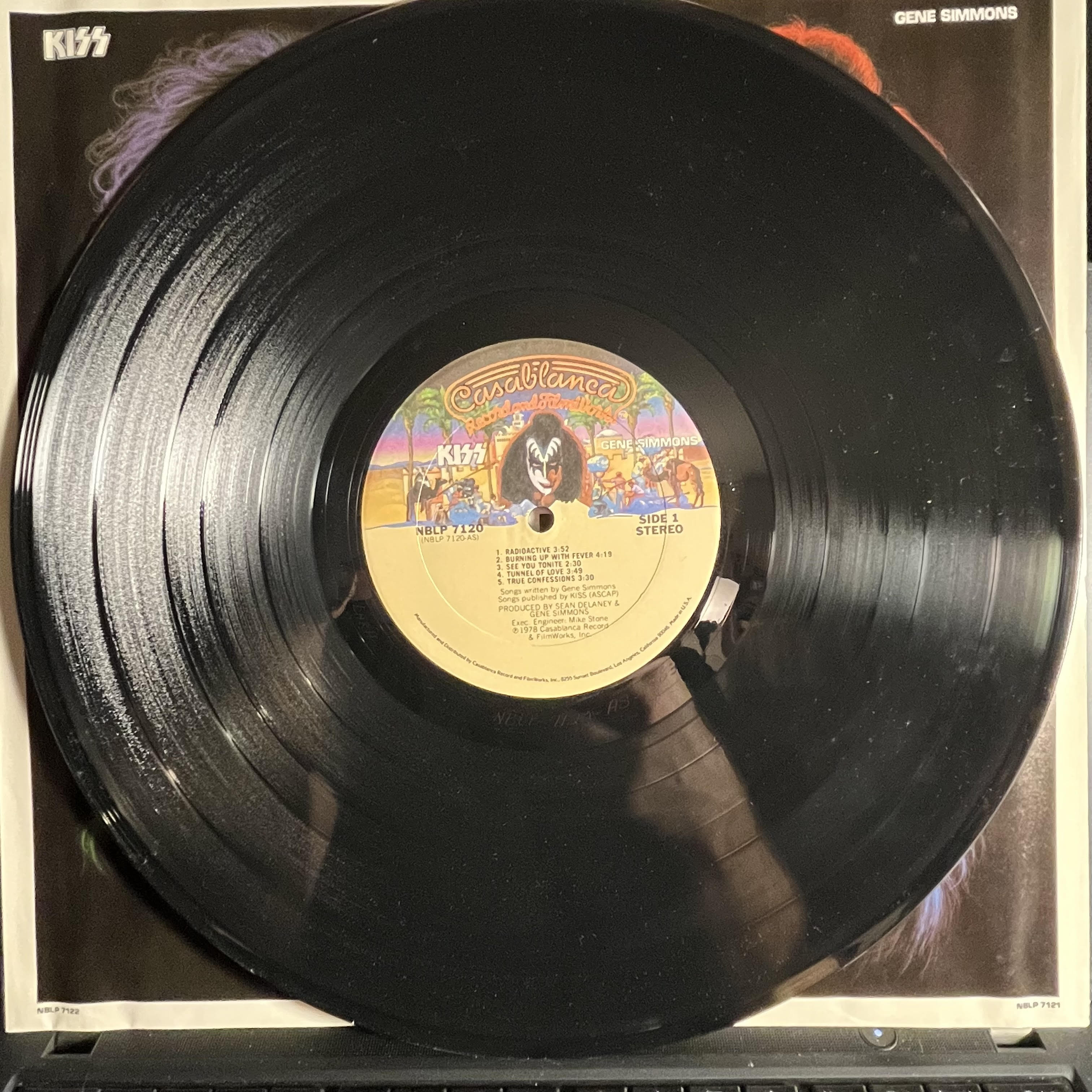 Kiss - Gene Simmons *GOLDISC/POSTER* | Excellent (EX) Very Good Plus (VG+)