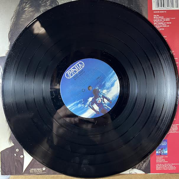 Quiet Riot - Metal Health (VINYL) | Near Mint (NM or M-) Excellent+ (EX+)