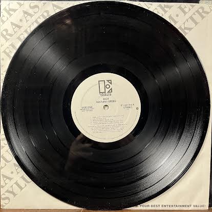 Riot (4) - Restless Breed (VINYL) | Near Mint (NM or M-) Excellent+ (EX+)