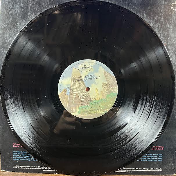 Def Leppard - On Through The Night (VINYL) | Near Mint (NM or M-) Excellent (EX)