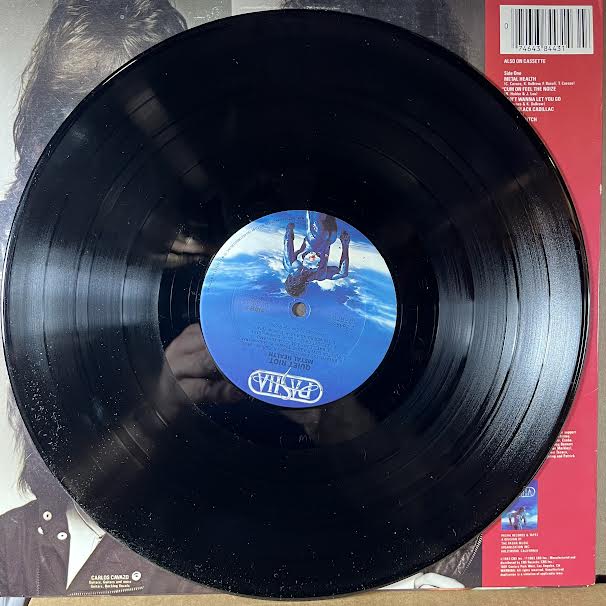 Quiet Riot - Metal Health (VINYL) | Near Mint (NM or M-) Excellent+ (EX+)