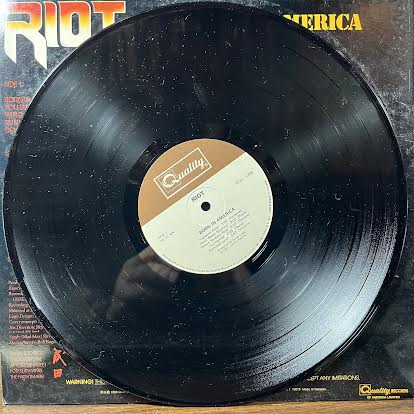 Riot (4) - Born In America (VINYL) | Near Mint (NM or M-) Excellent+ (EX+)