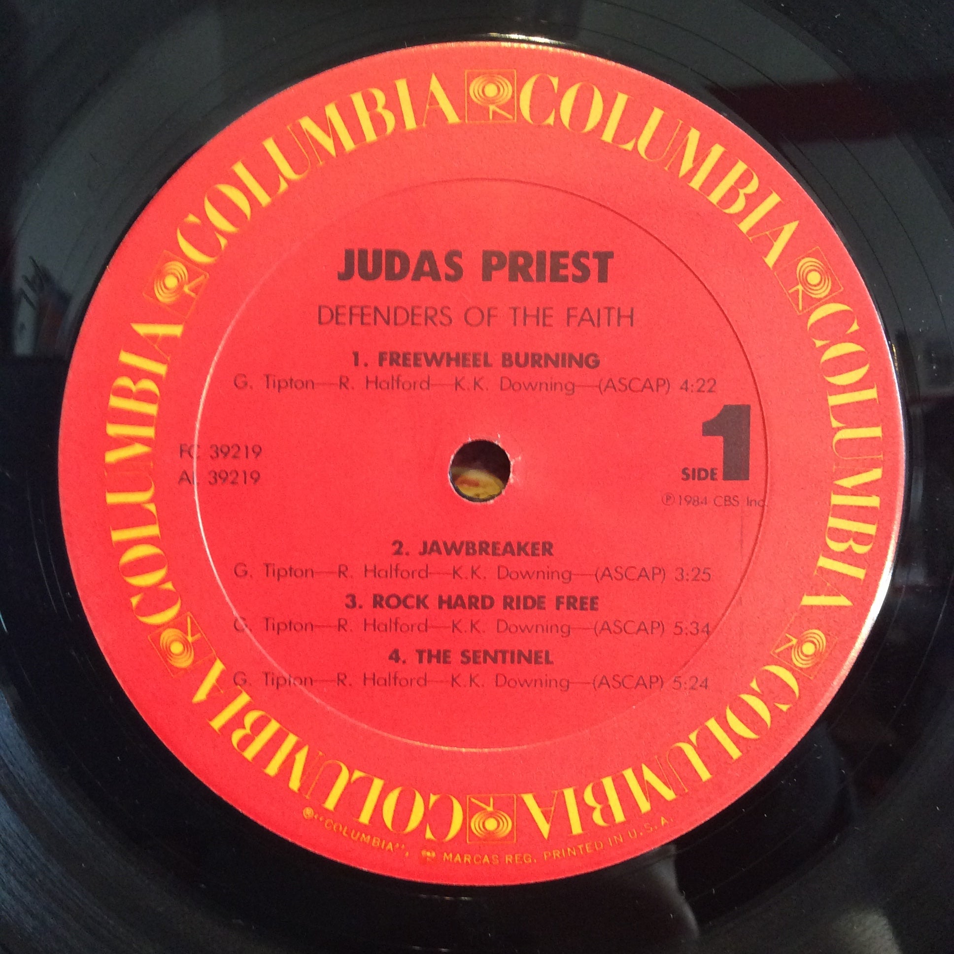 Judas Priest - Defenders Of The Faith (VINYL) | Very Good Plus (VG+) Excellent (EX)