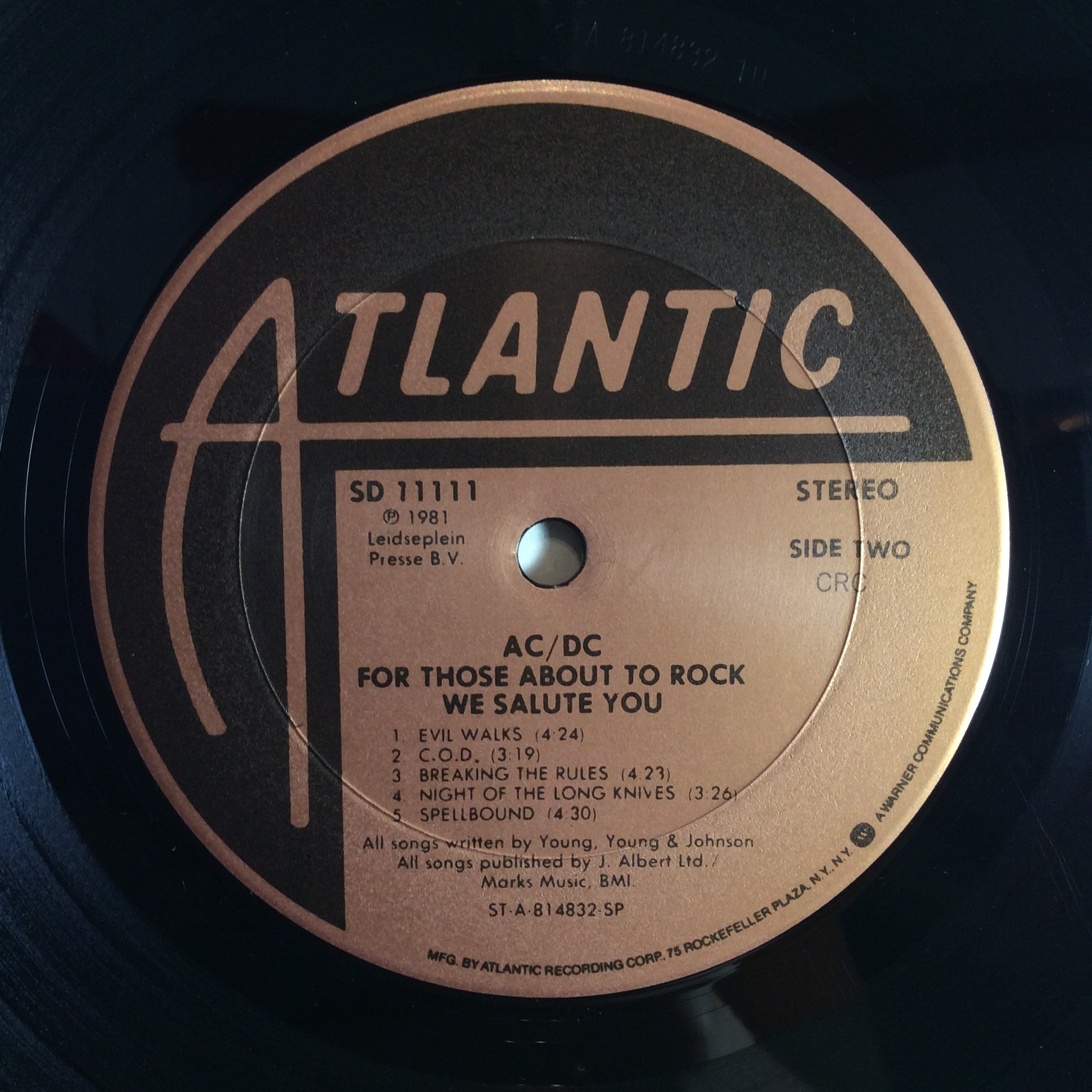 AC/DC - For Those About To Rock (We Salute You) (VINYL) | Very Good Plus (VG+) Excellent (EX)