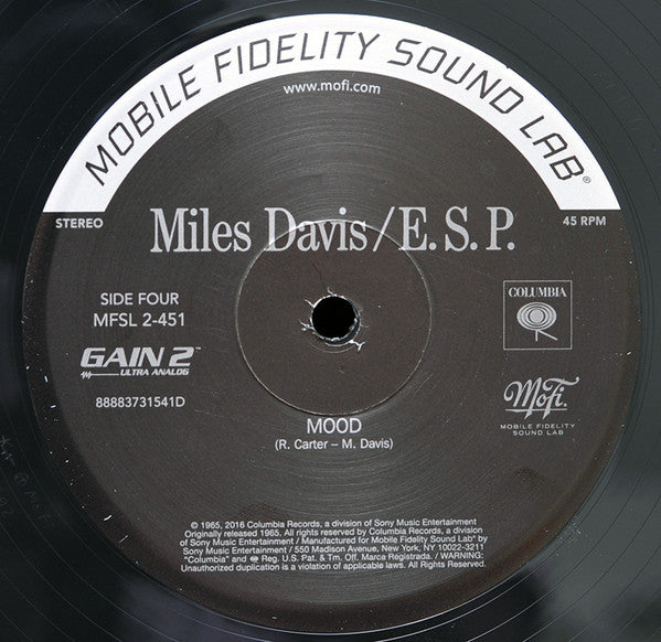 E.S.P. | Mint (M) Mint (M)