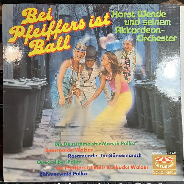Bei Pfeiffers Ist Ball (VINYL) *GERMAN* | Near Mint- (NM-)
