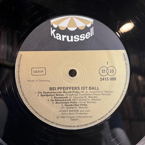 Bei Pfeiffers Ist Ball (VINYL) *GERMAN* | Near Mint- (NM-)