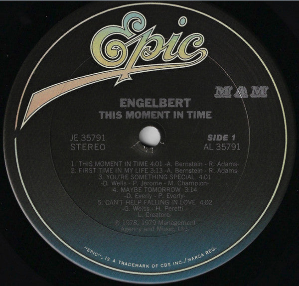 Engelbert Humperdinck - This Moment In Time | Near Mint (NM) Near Mint (NM)