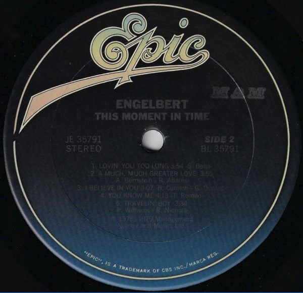 Engelbert Humperdinck - This Moment In Time | Near Mint (NM) Near Mint (NM)