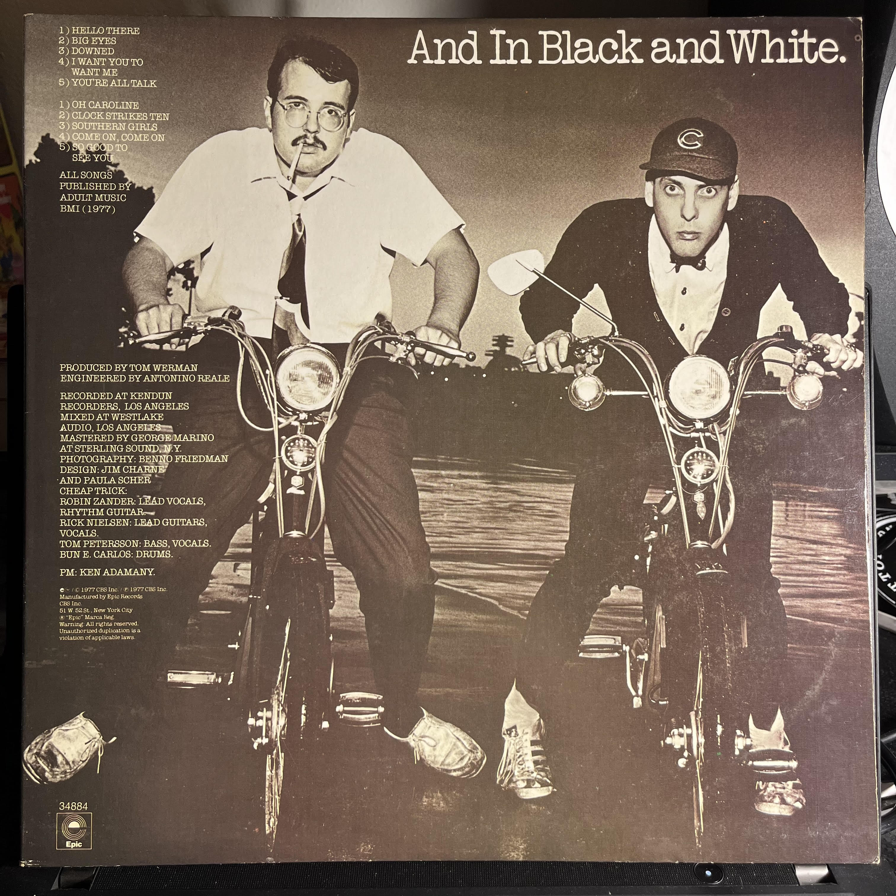 Cheap Trick - In Color | Excellent (EX) Near Mint (NM)