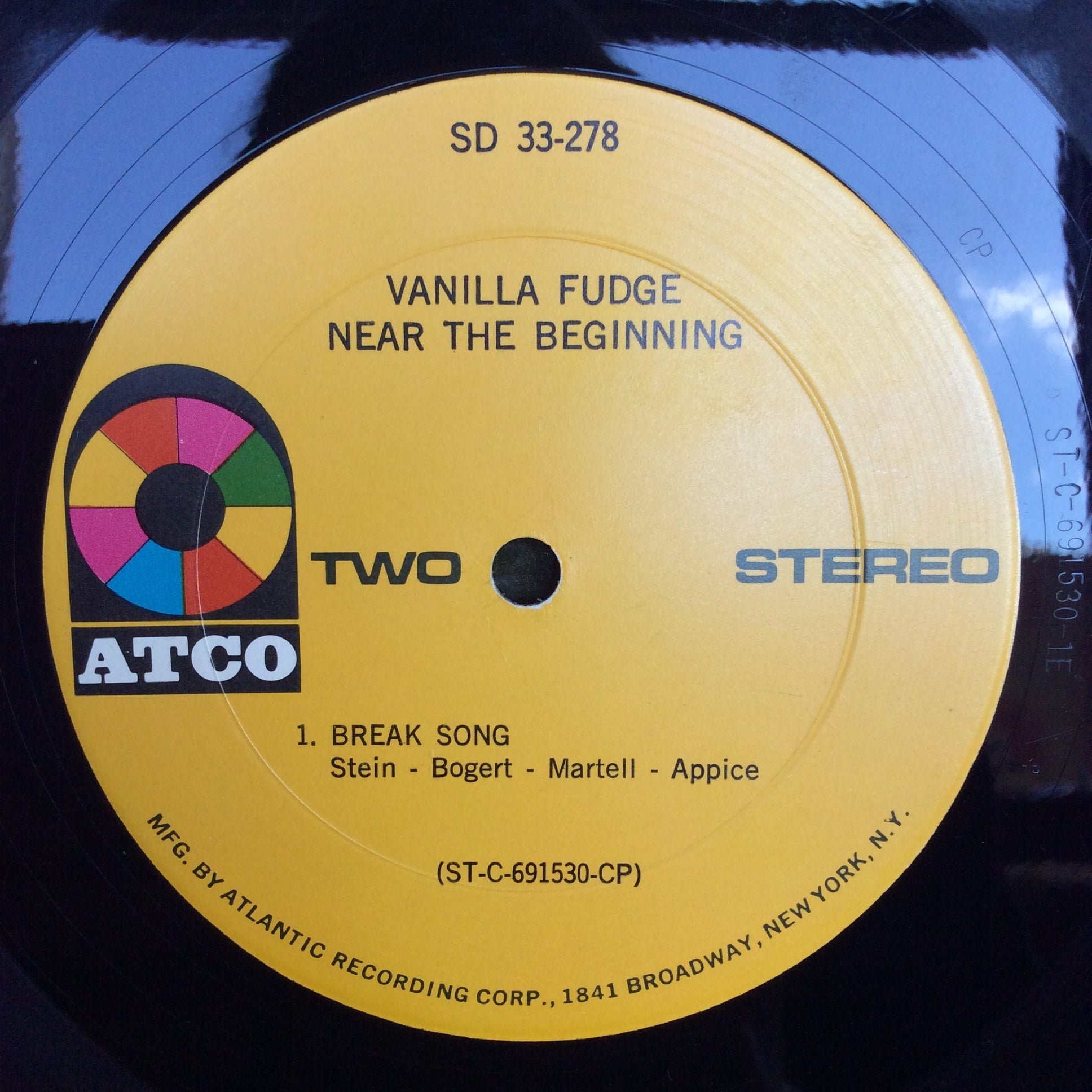 Vanilla Fudge - Near The Beginning (VINYL) | Excellent (EX) Very Good Plus (VG+)