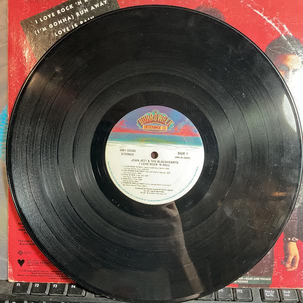 Joan Jett & The Blackhearts - I Love Rock 'N Roll (VINYL) | Excellent (EX) Good Plus (G+)