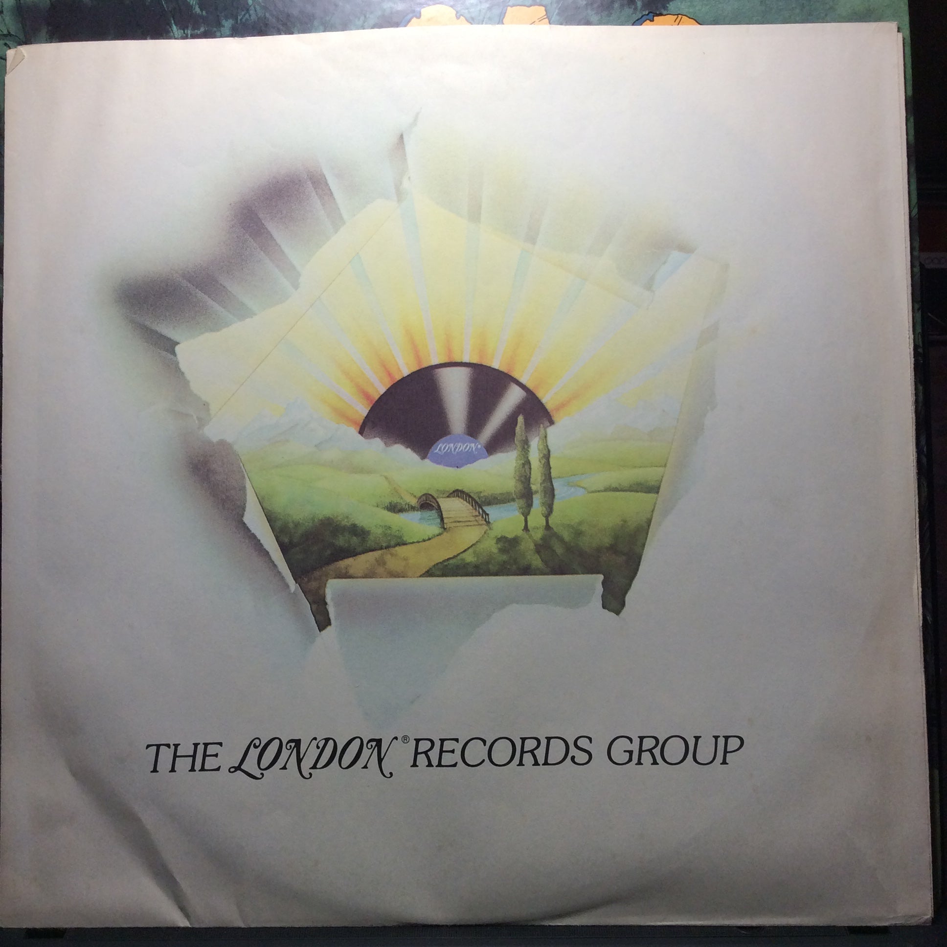 Savoy Brown - Looking In (VINYL) | Near Mint- (NM-) Near Mint (NM)