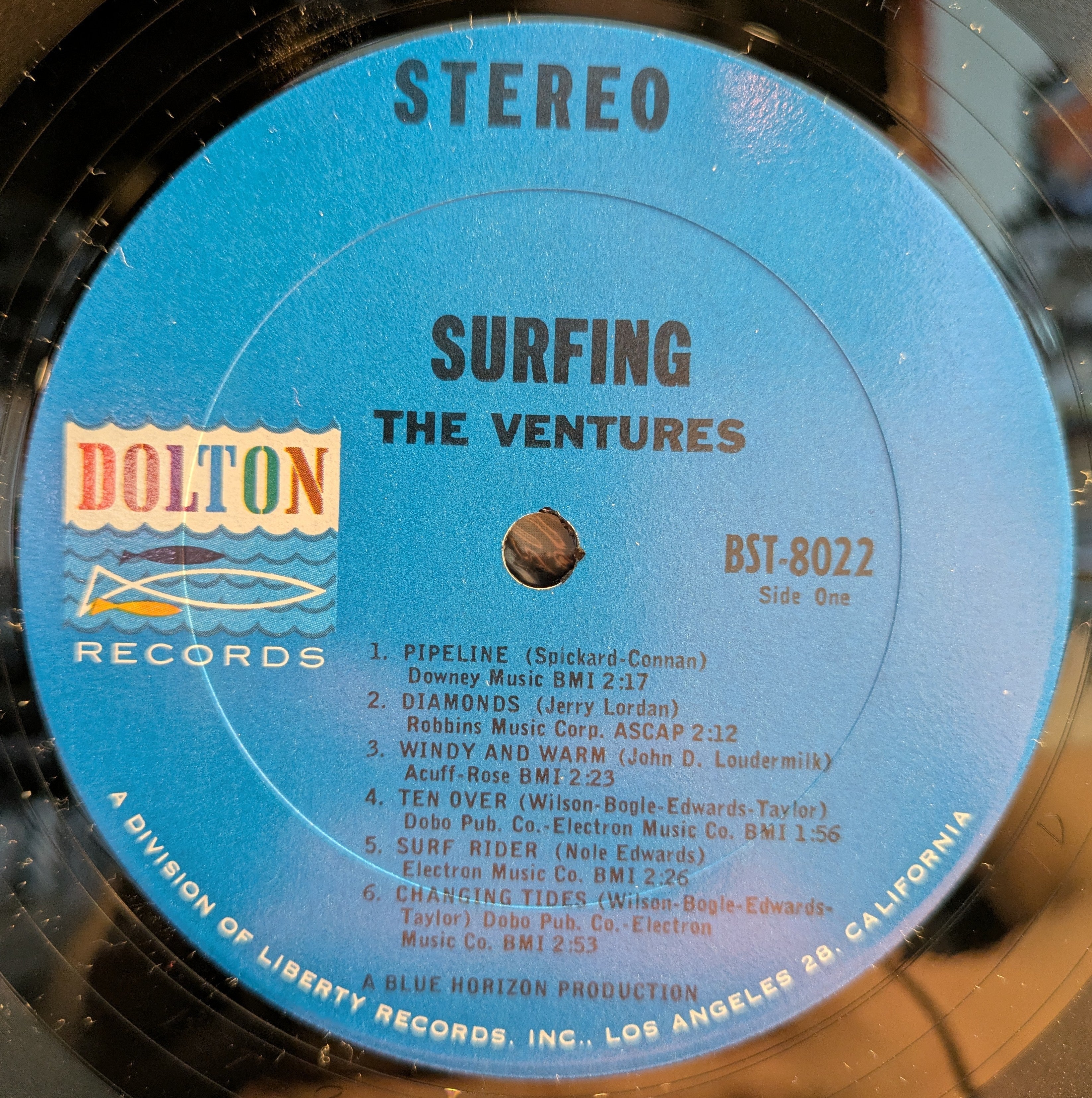 The Ventures - Surfing (VINYL) | Near Mint (NM) Near Mint (NM)