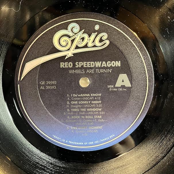 REO Speedwagon - Wheels Are Turnin' (VINYL) | Near Mint- (NM-) Excellent (EX)