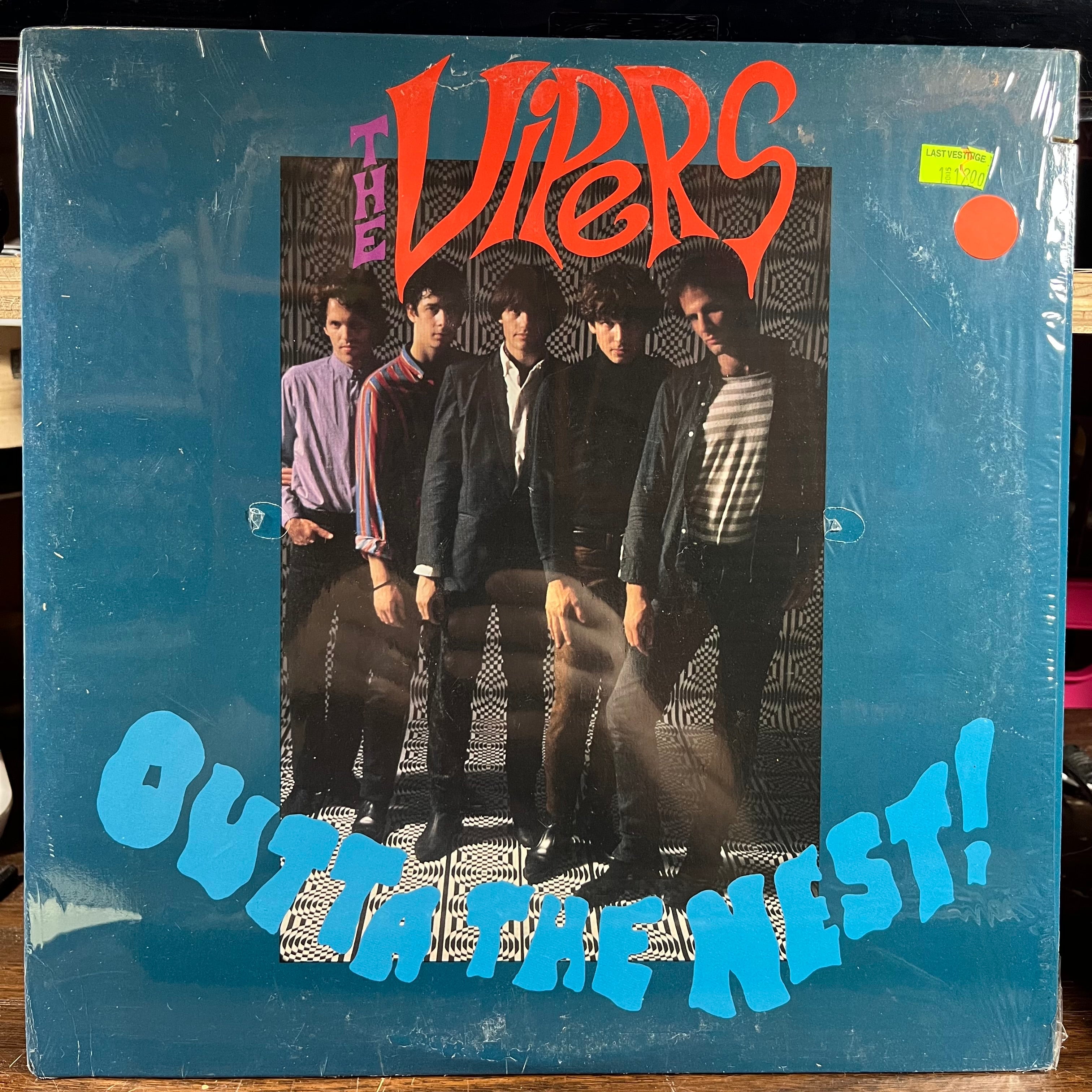 The Vipers (4) - Outta The Nest (VINYL) | Near Mint (NM) Near Mint (NM)