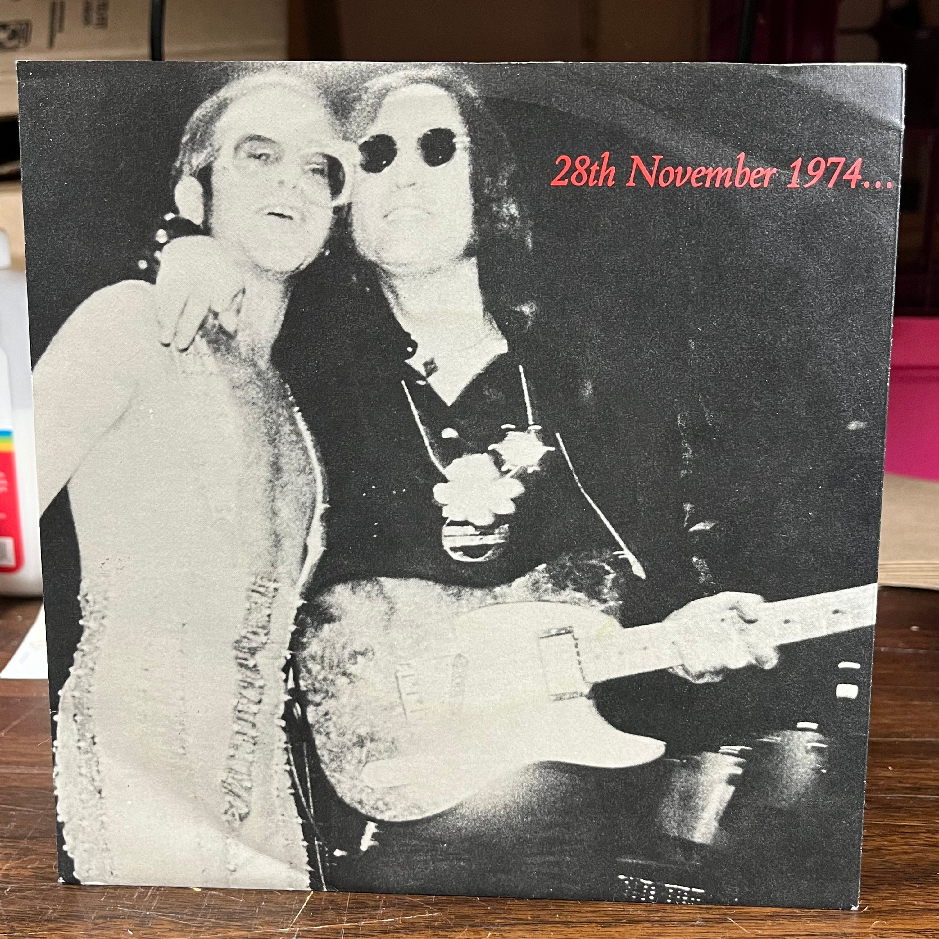 Elton John Band - 28th November 1974... (7" IMPORT VINYL) | Near Mint (NM or M-)