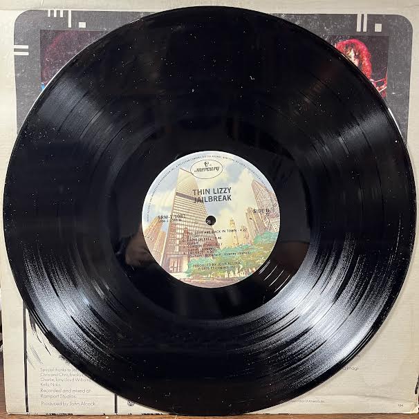 Thin Lizzy - Jailbreak (VINYL) | Near Mint (NM or M-) Very Good (VG)