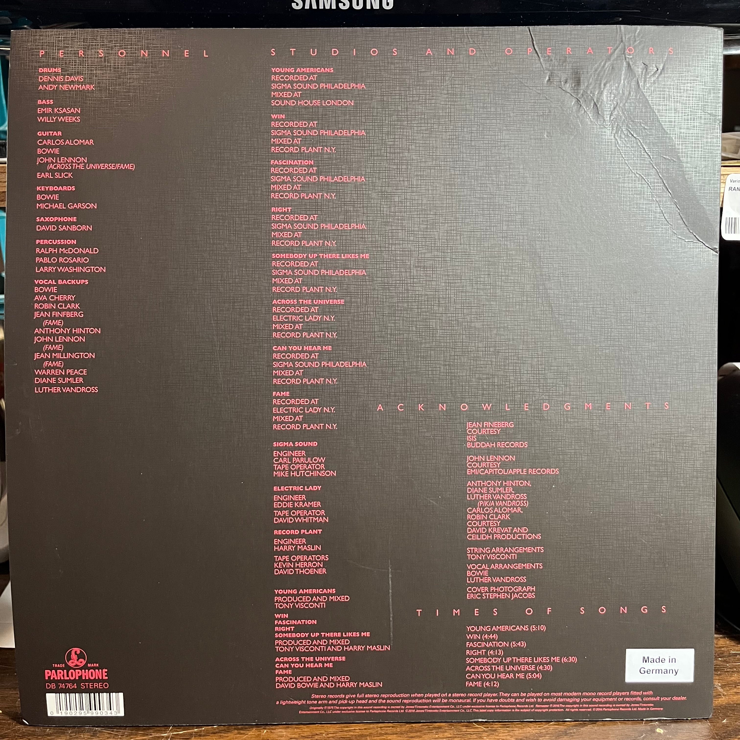 David Bowie - Young Americans (VINYL) | Near Mint (NM) Excellent (EX)