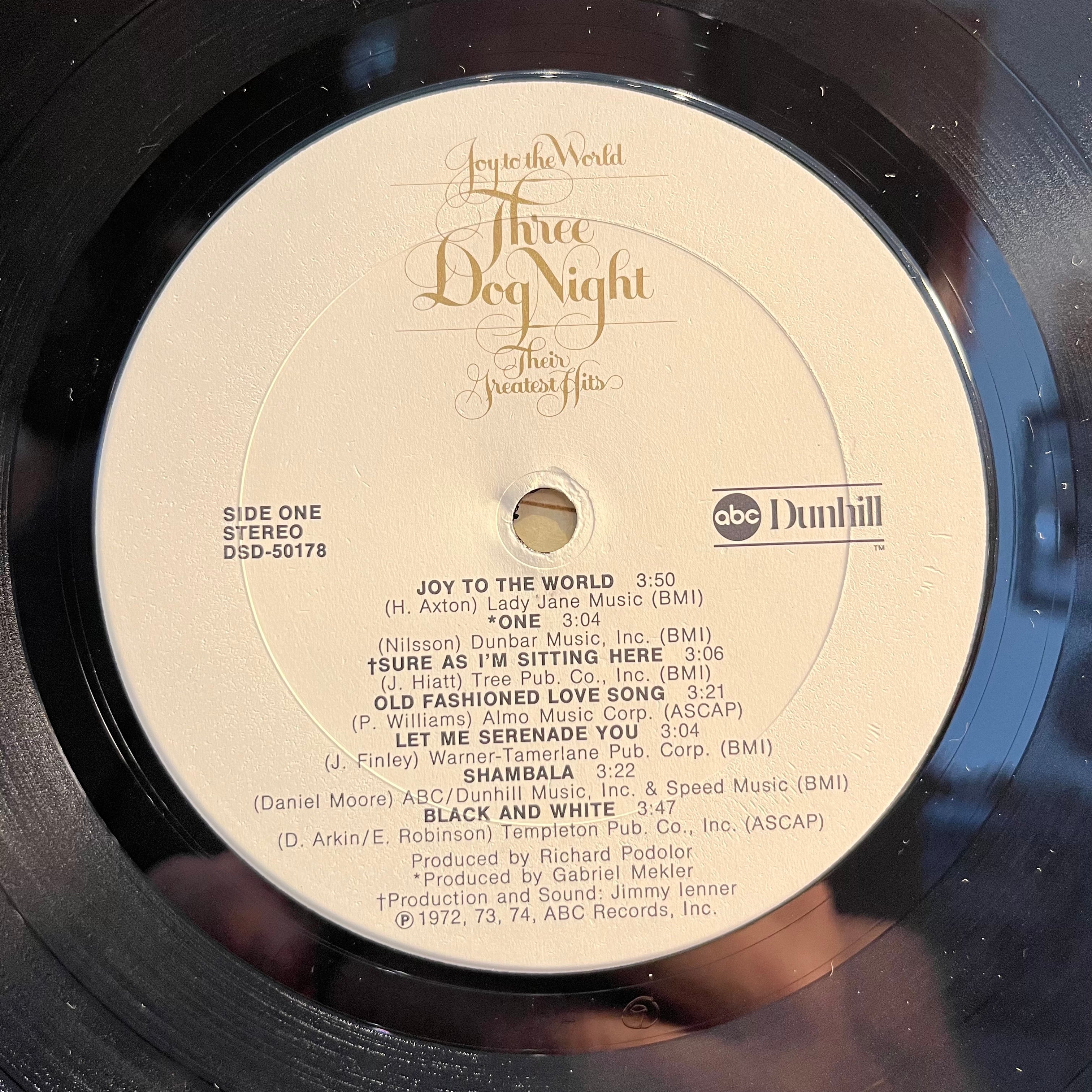 Three Dog Night - Joy To The World - Their Greatest Hits (VINYL) | Near Mint (NM) Near Mint (NM)
