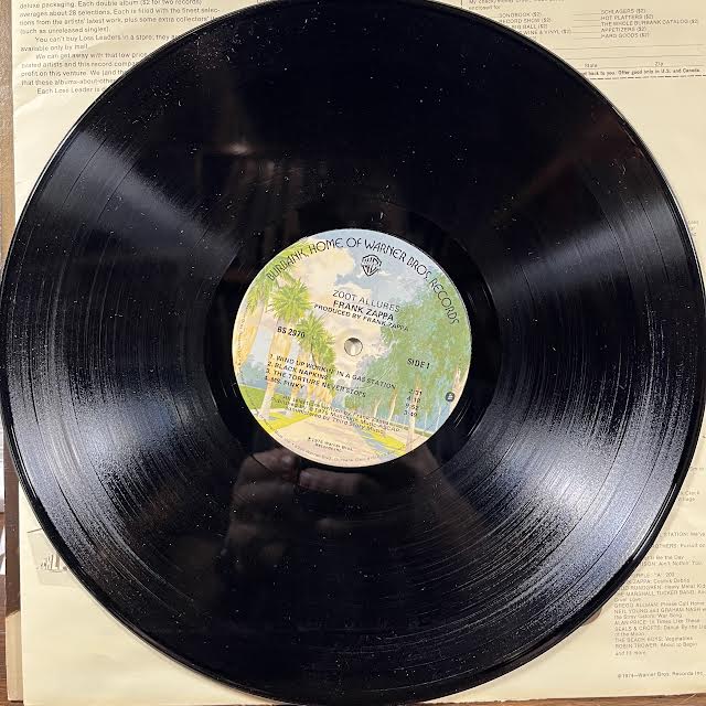 Frank Zappa - Zoot Allures (VINYL) | Near Mint (NM or M-) Near Mint- (NM-)