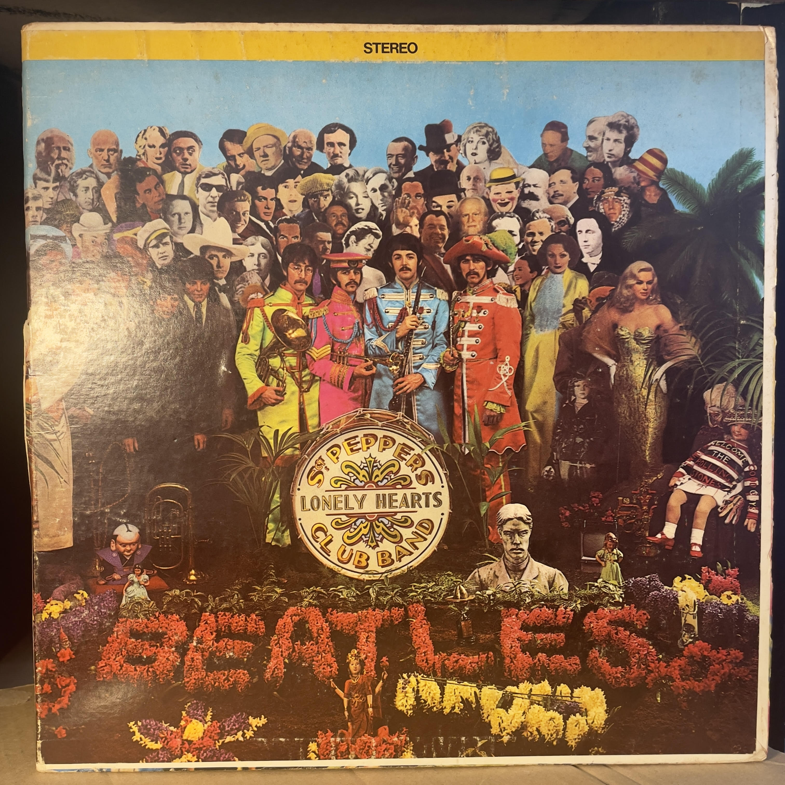 The Beatles - Sgt. Pepper's Lonely Hearts Club Band (VINYL) | Very Good Plus (VG+) Very Good Plus (VG+)
