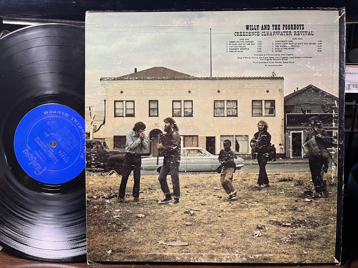 Creedence Clearwater Revival - Willy And The Poor Boys (VINYL) | Very Good Plus (VG+) Very Good (VG)